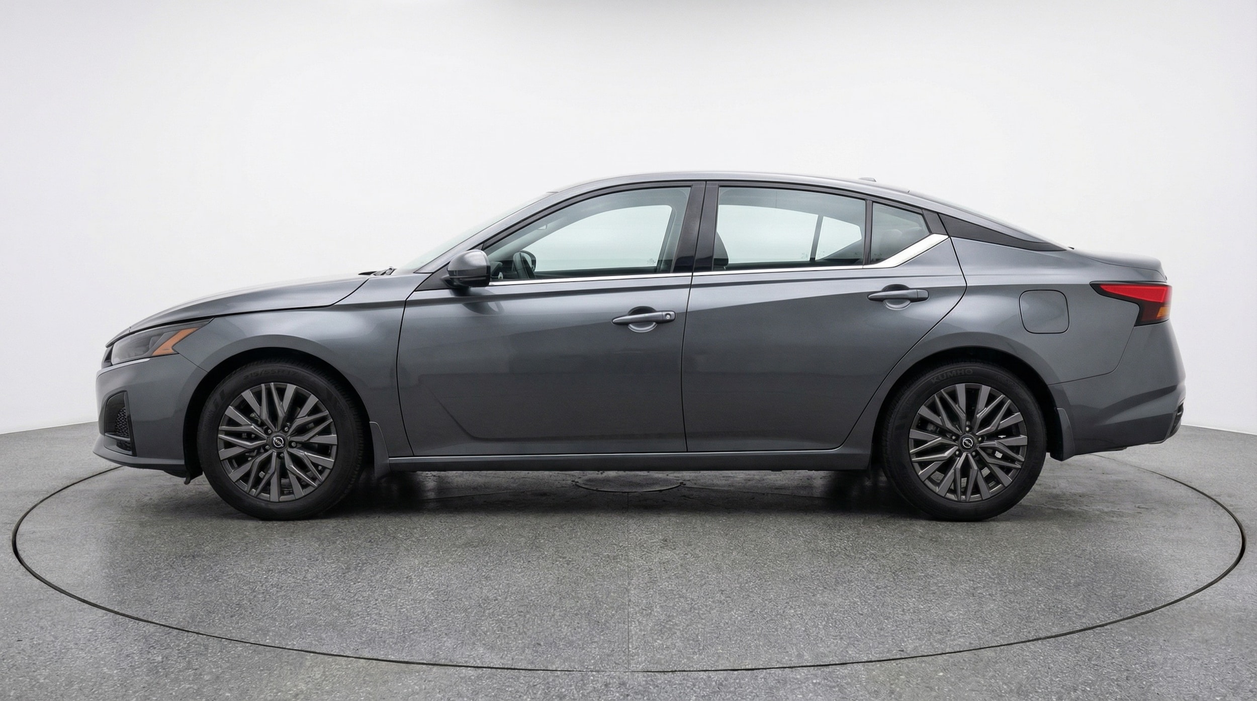 Thumbnail: 2025 Nissan Altima - 4