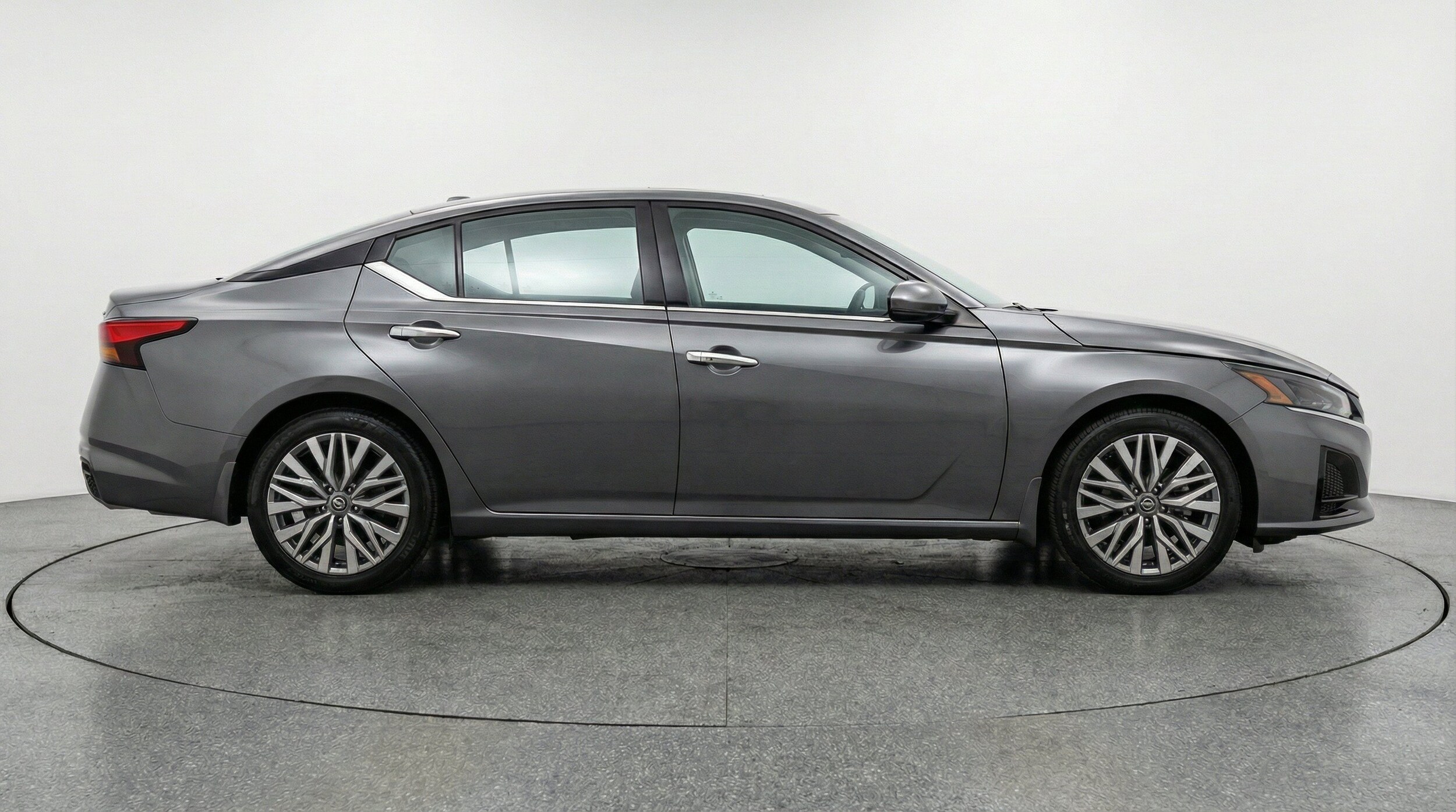 Thumbnail: 2025 Nissan Altima - 11