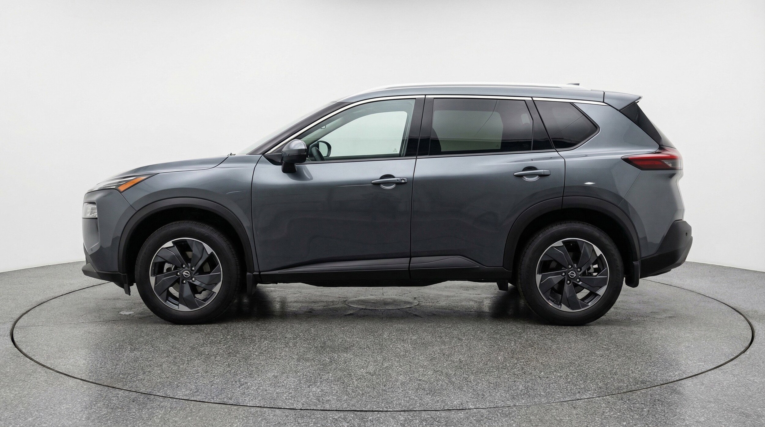 Thumbnail: 2025 Nissan Rogue - 5