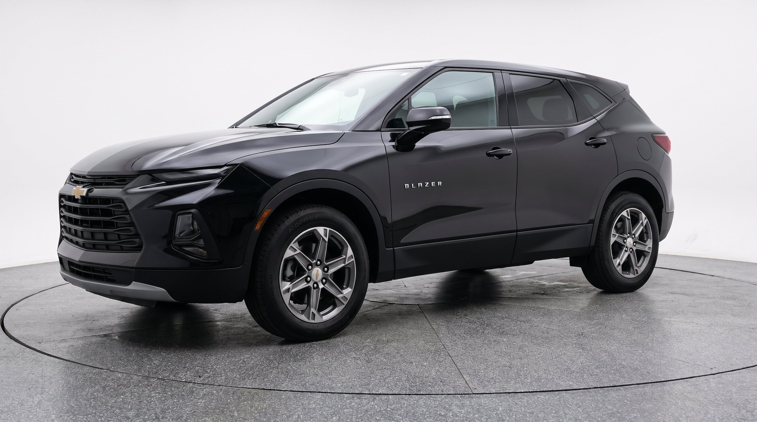 Thumbnail: 2025 Chevrolet Blazer - 3