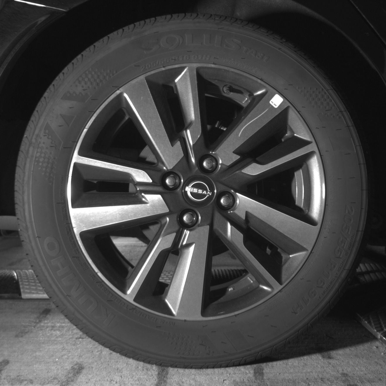 Thumbnail: 2025 Nissan Versa - 12