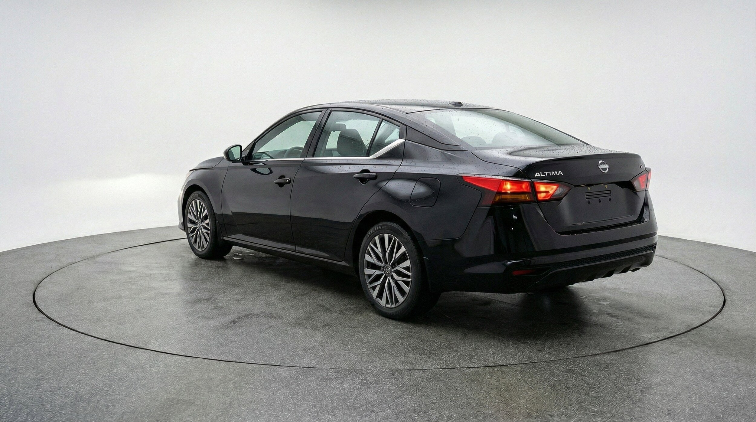 Thumbnail: 2025 Nissan Altima - 6