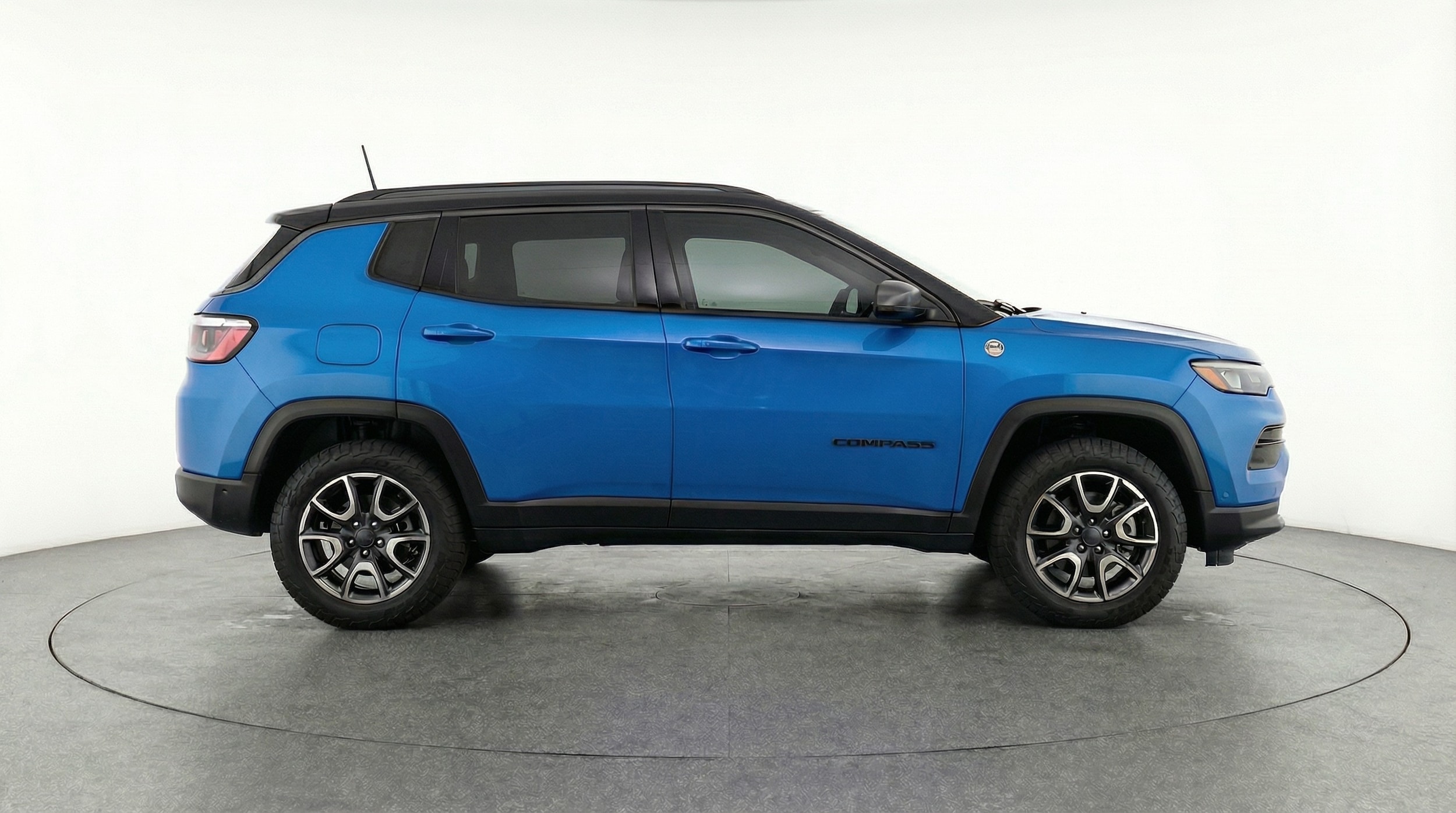 Thumbnail: 2025 Jeep Compass - 8