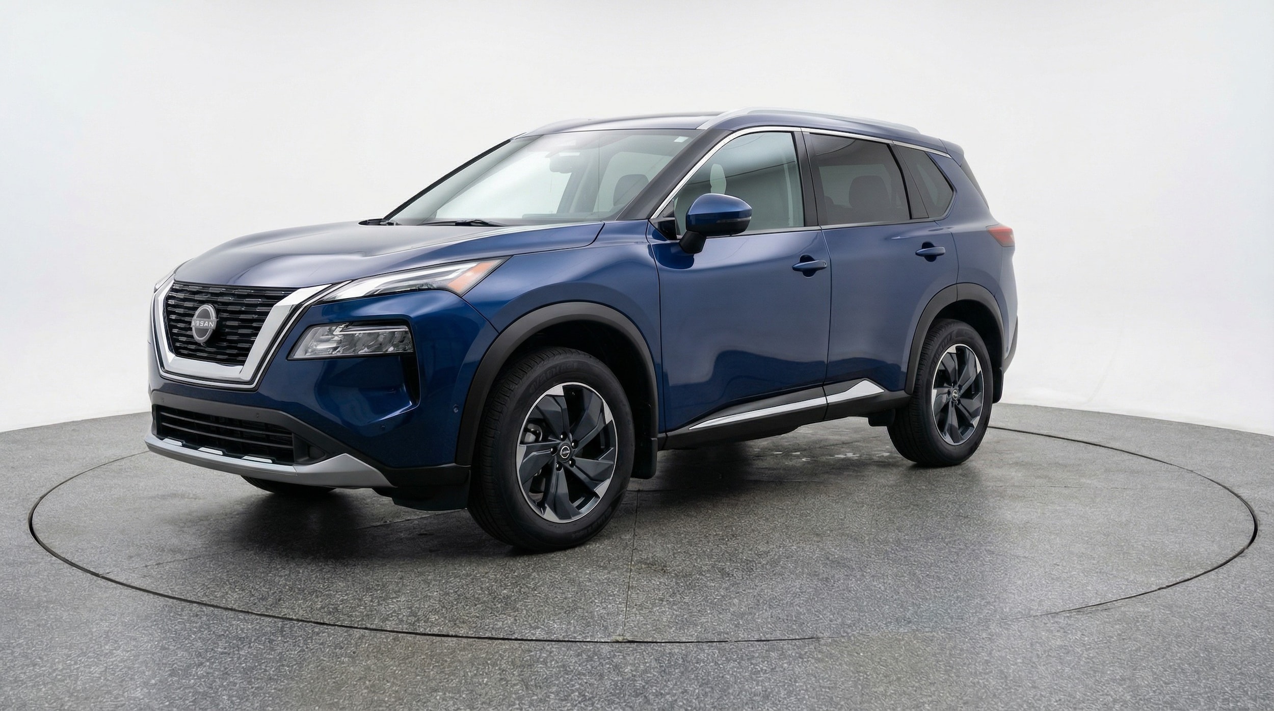 Thumbnail: 2025 Nissan Rogue - 3