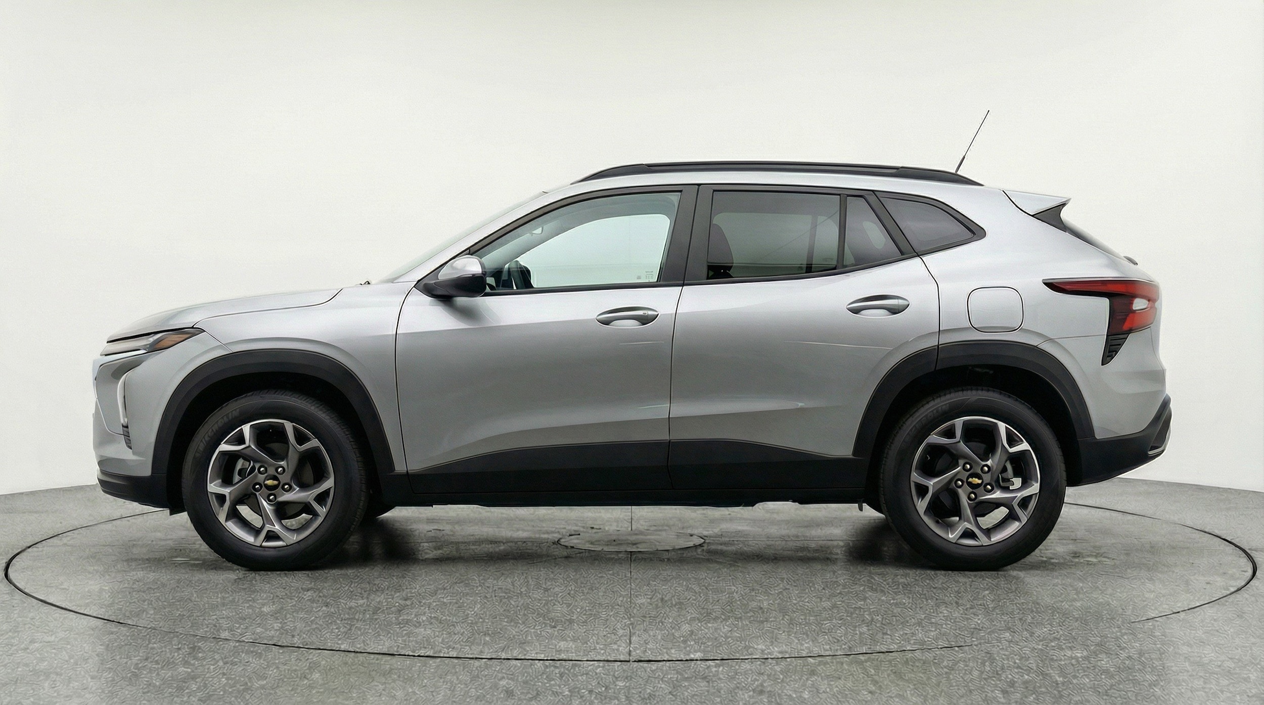 Thumbnail: 2025 Chevrolet Trax - 5