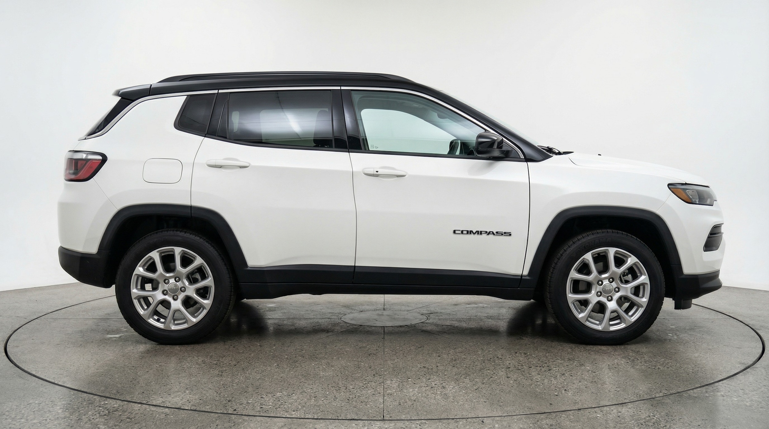 Thumbnail: 2025 Jeep Compass - 8