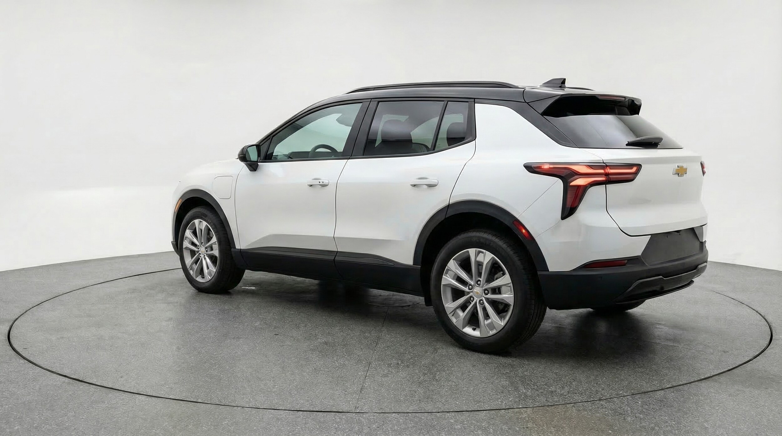 Thumbnail: 2025 Chevrolet Equinox - 5