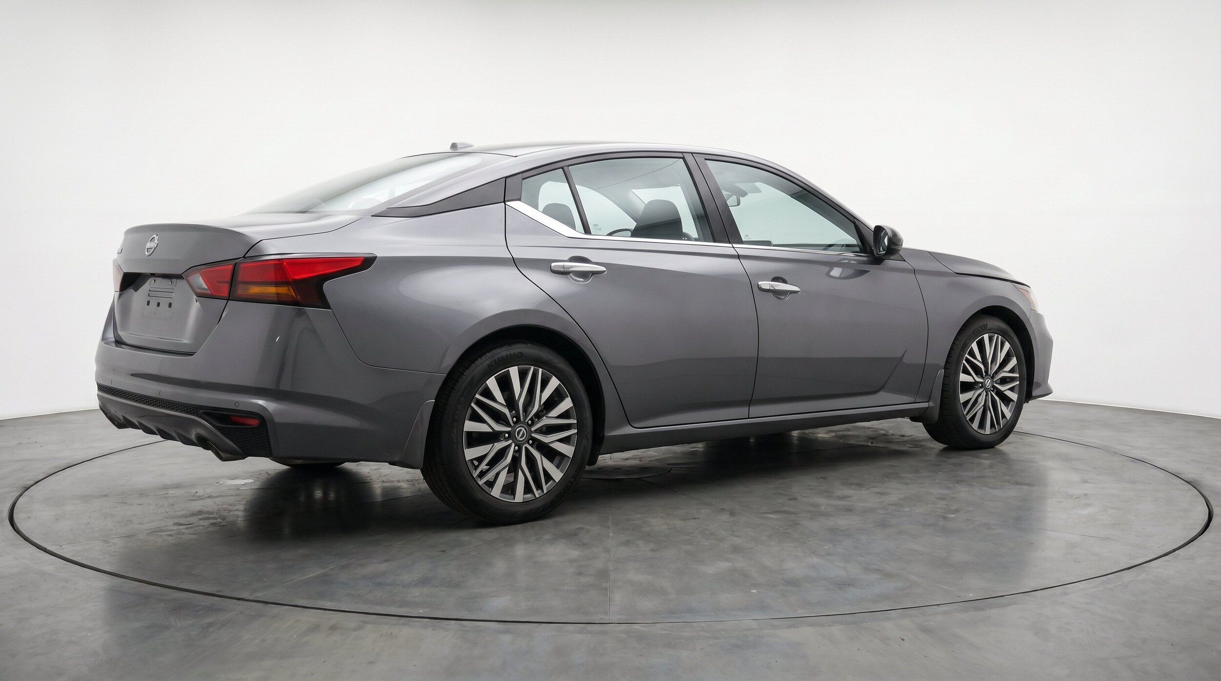 Thumbnail: 2025 Nissan Altima - 9