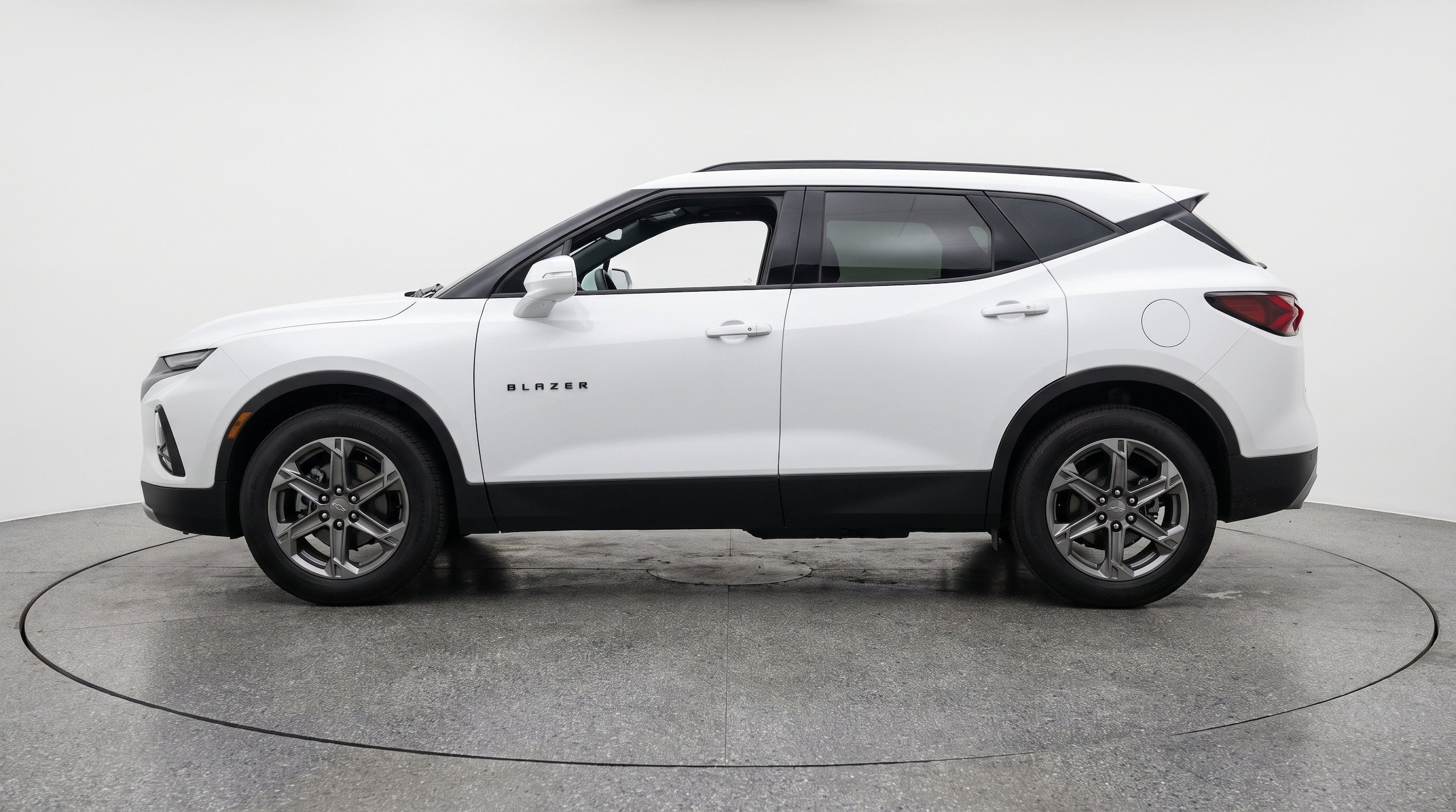 Thumbnail: 2025 Chevrolet Blazer - 5