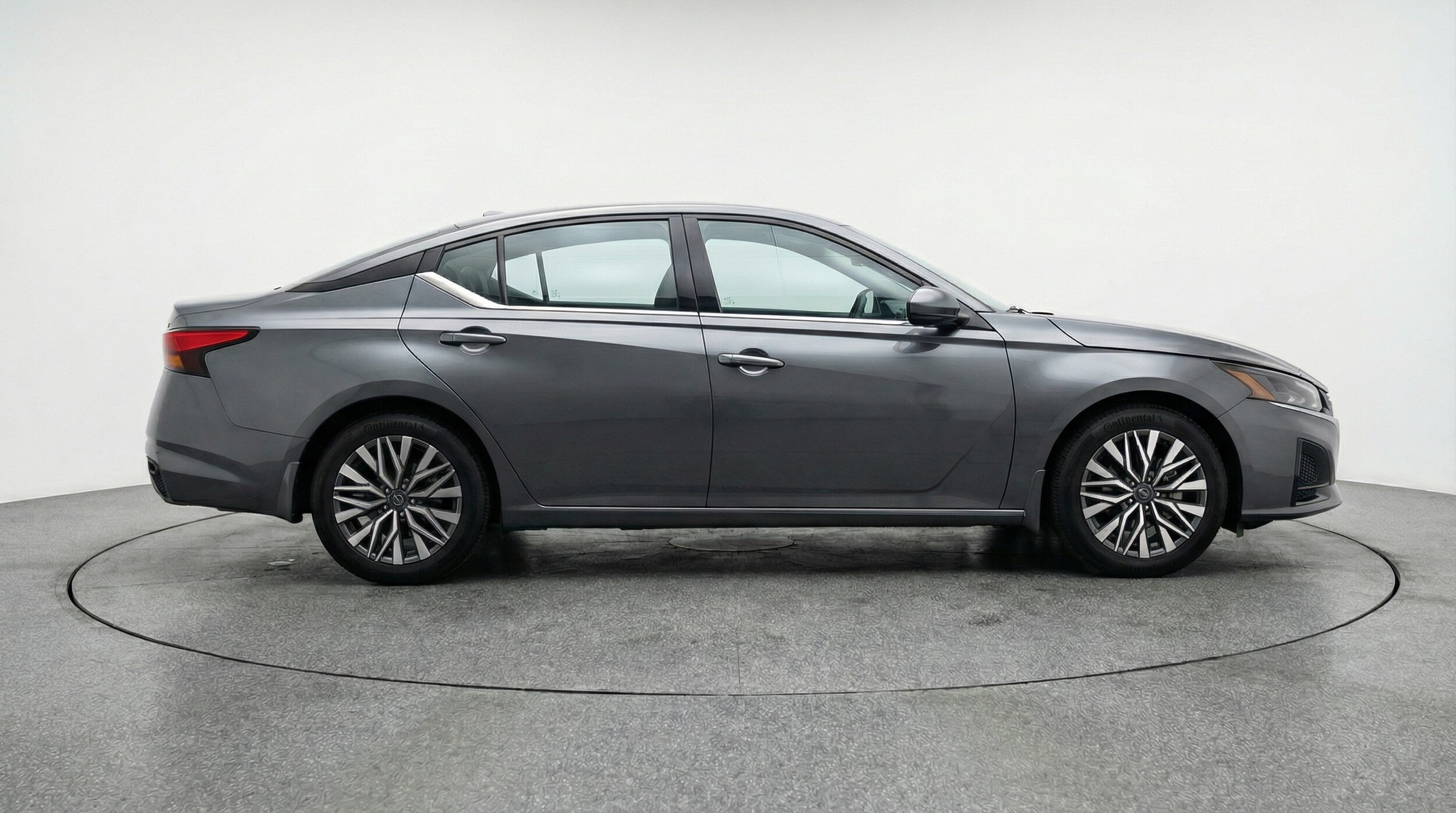 Thumbnail: 2025 Nissan Altima - 8