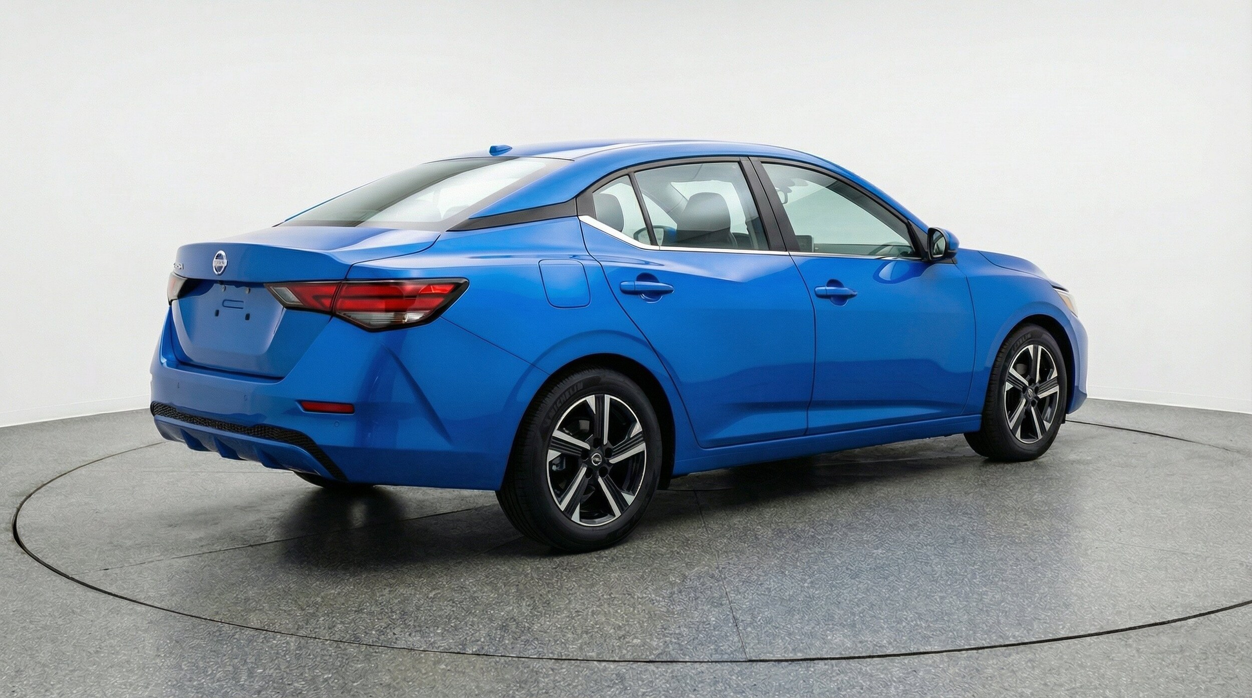 Thumbnail: 2025 Nissan Sentra - 9