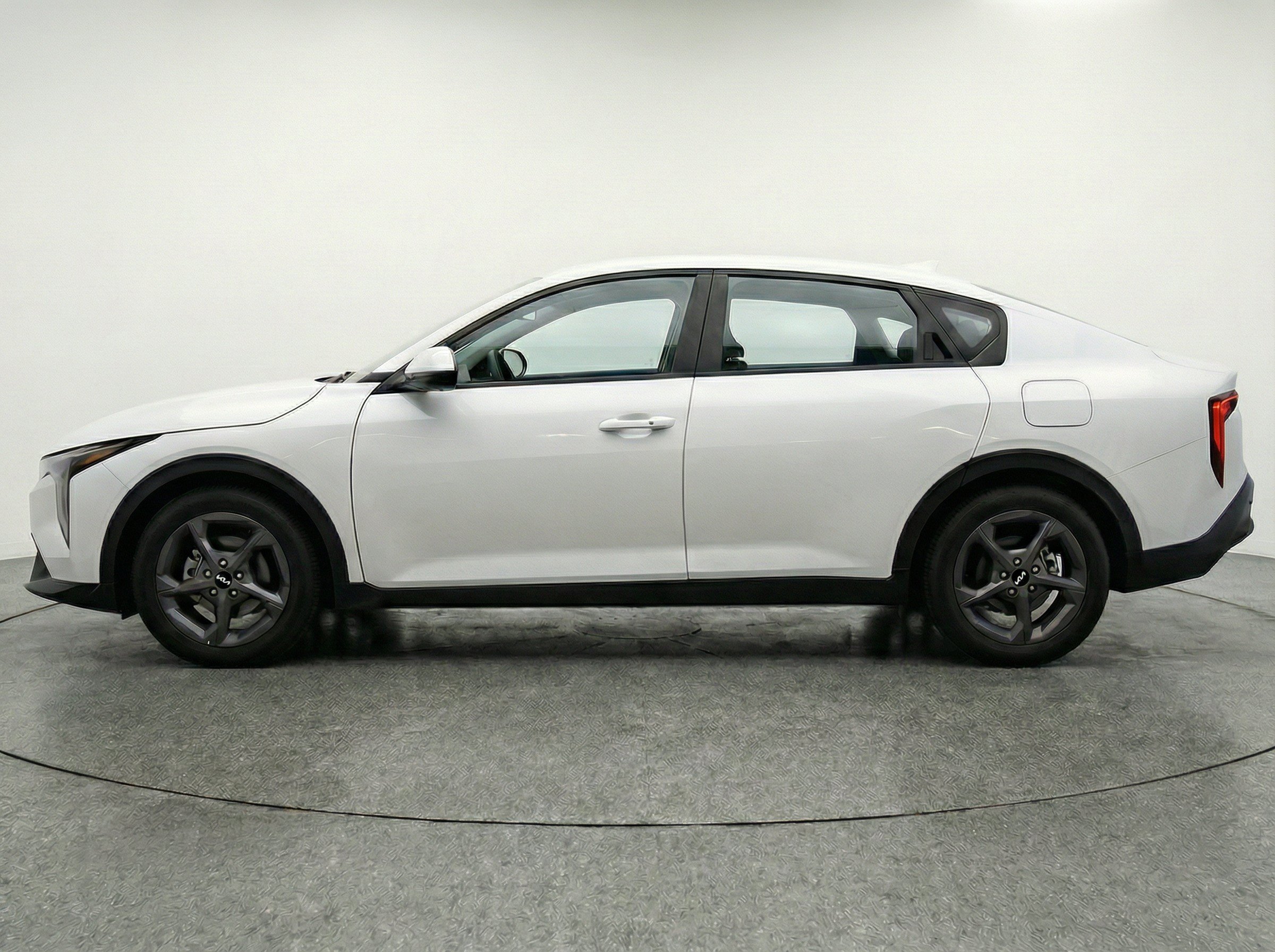 Thumbnail: 2025 Kia K4 - 5