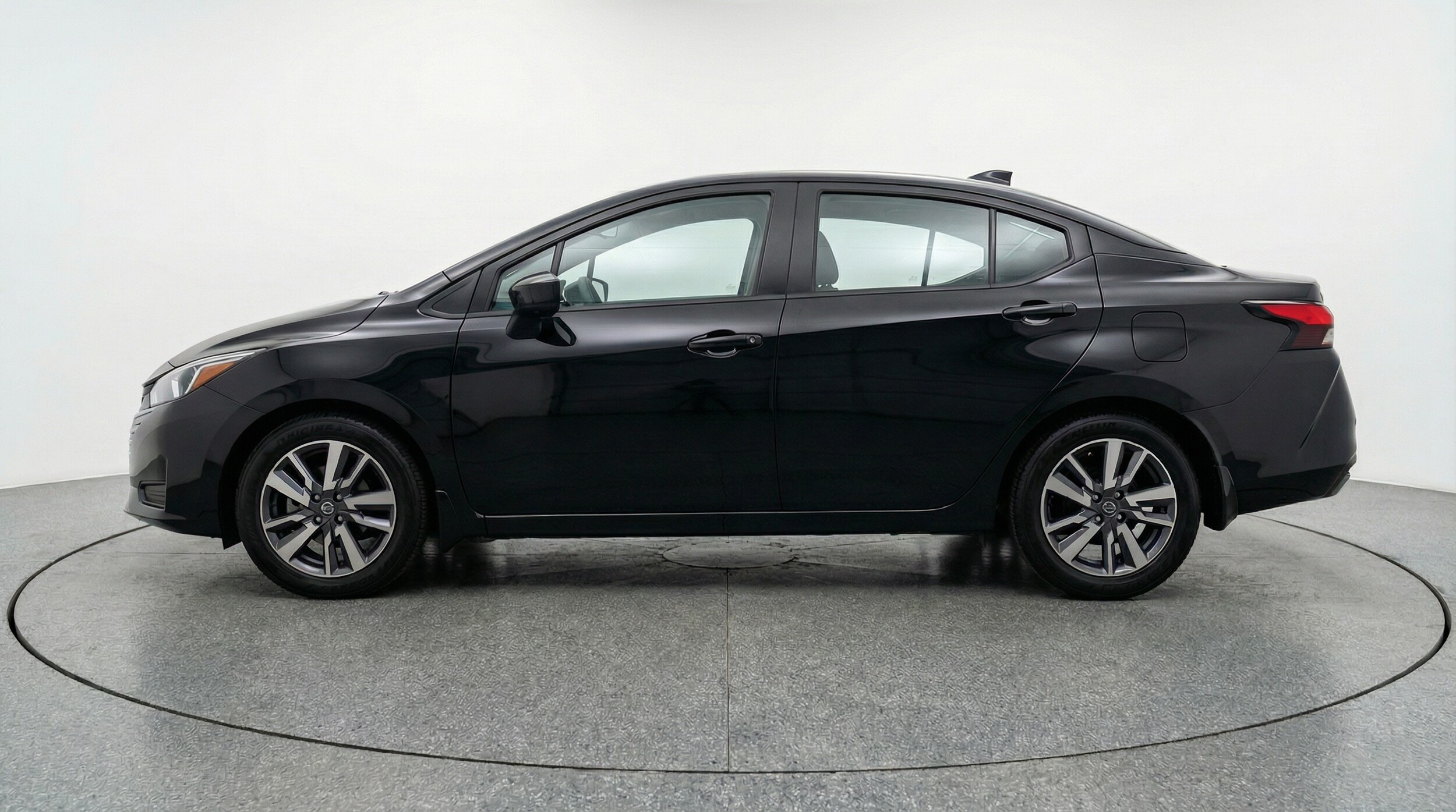 Thumbnail: 2025 Nissan Versa - 4