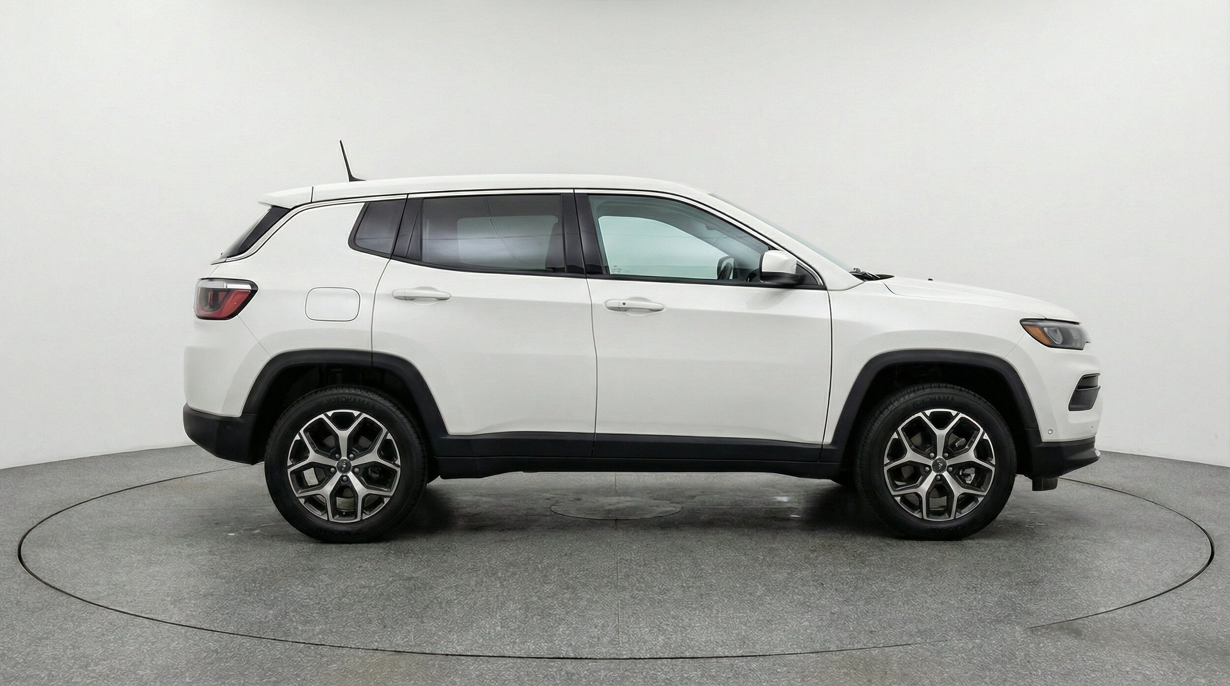 Thumbnail: 2025 Jeep Compass - 10