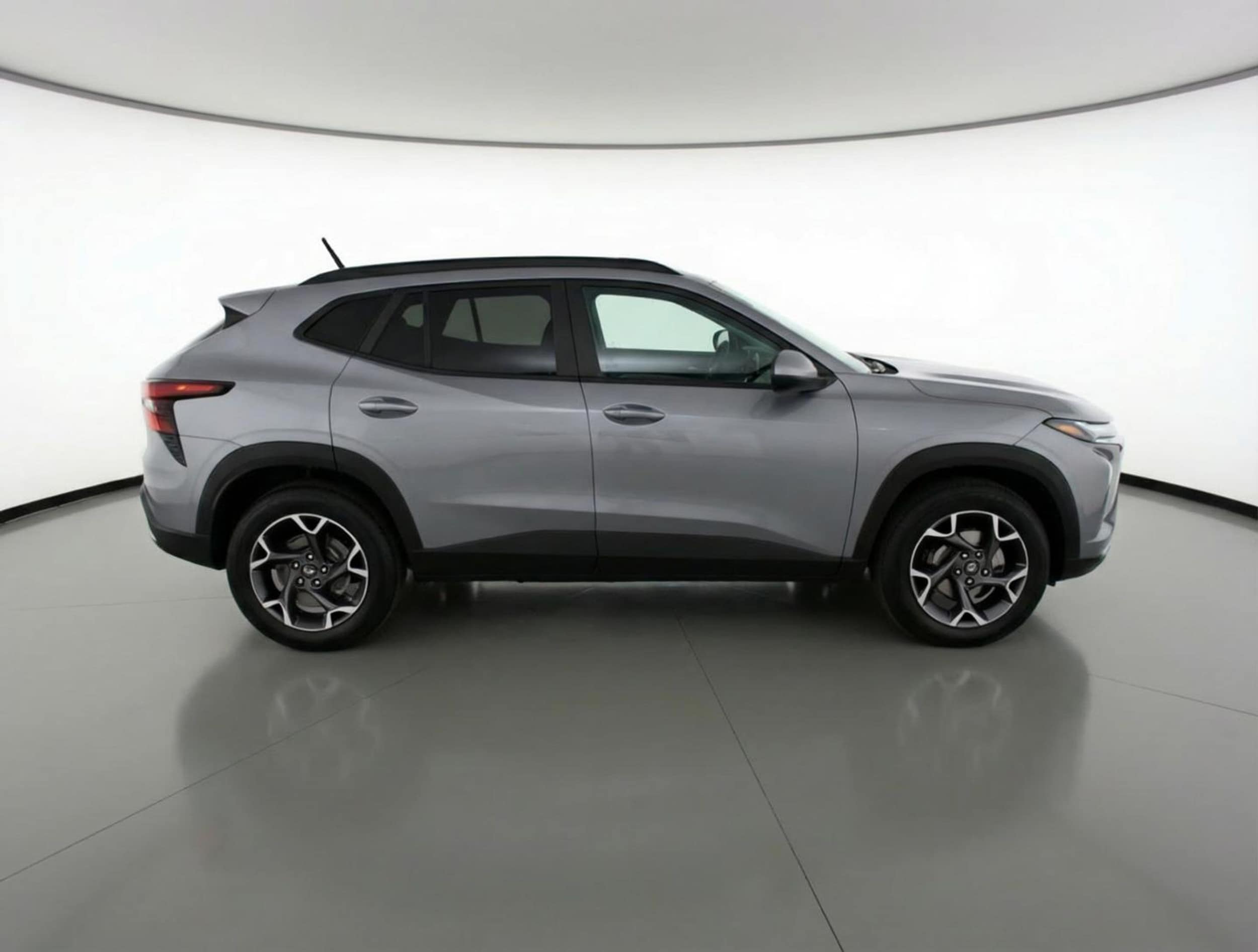 Thumbnail: 2025 Chevrolet Trax - 8