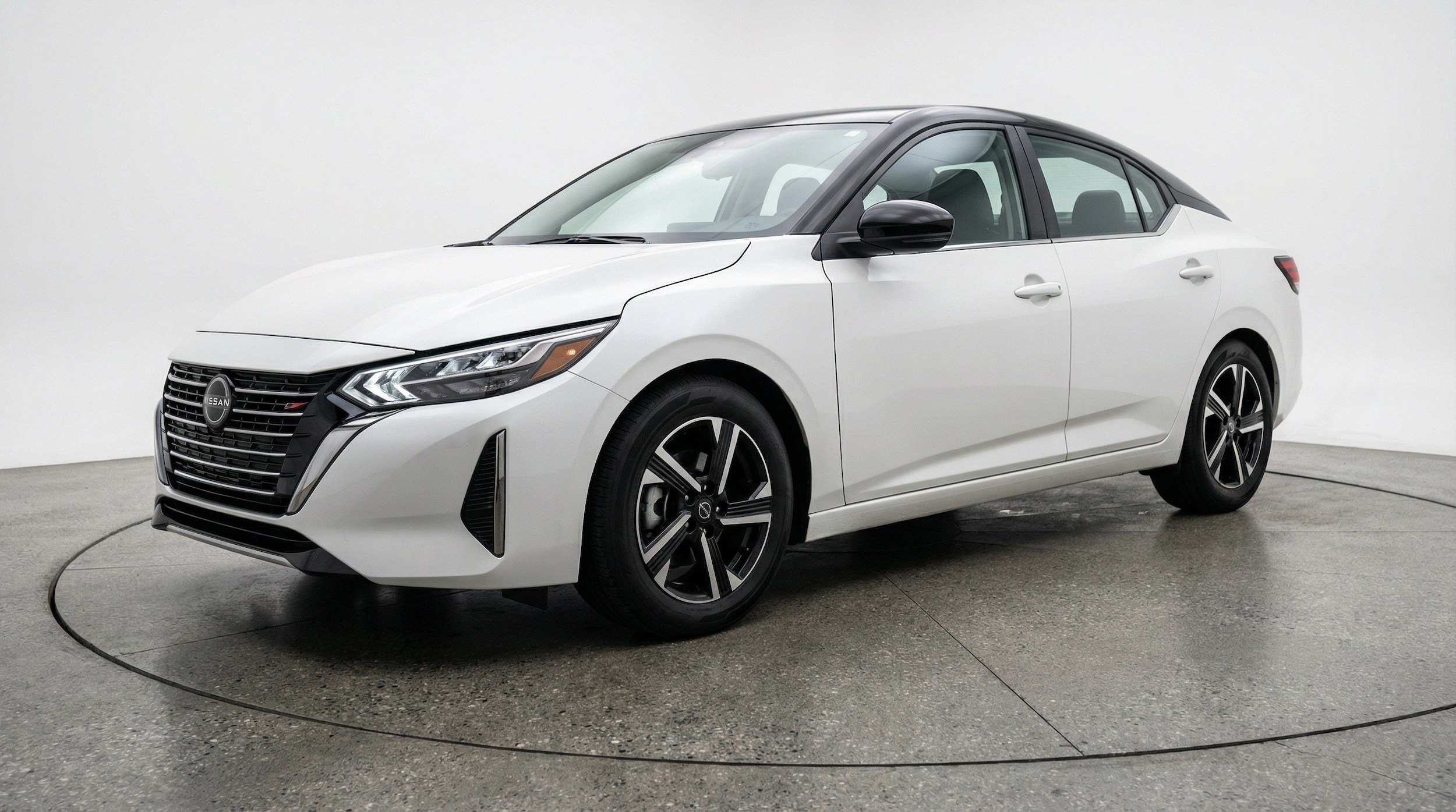 Thumbnail: 2025 Nissan Sentra - 3