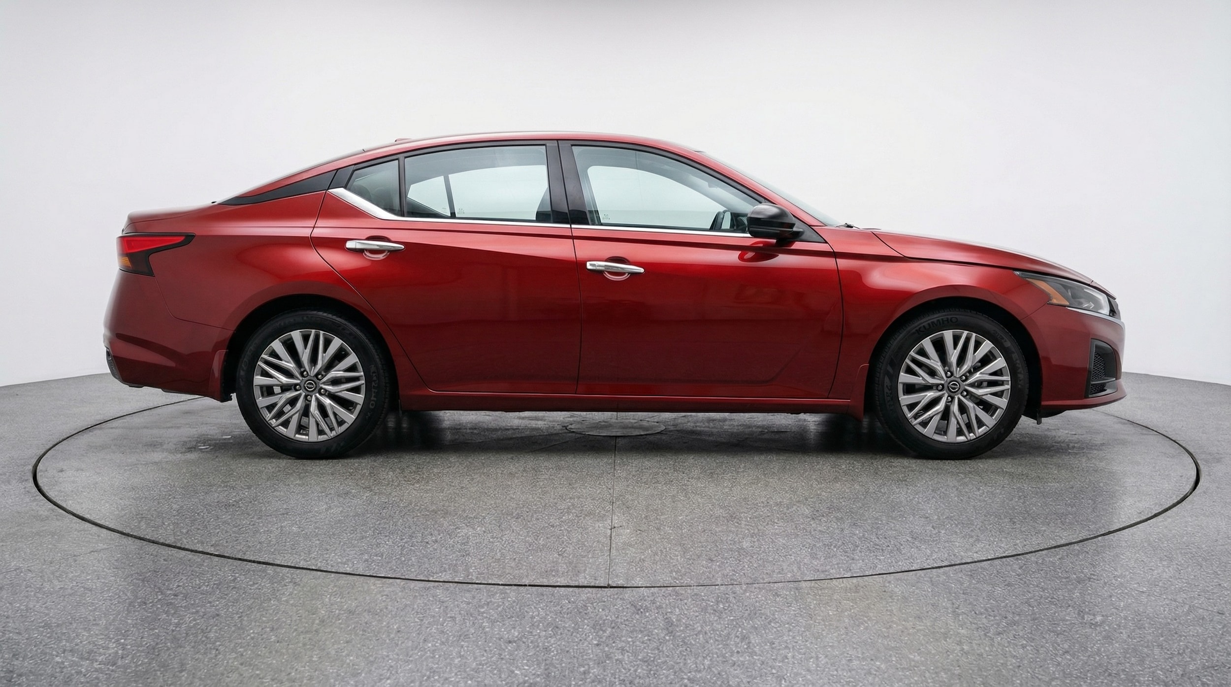 Thumbnail: 2025 Nissan Altima - 8