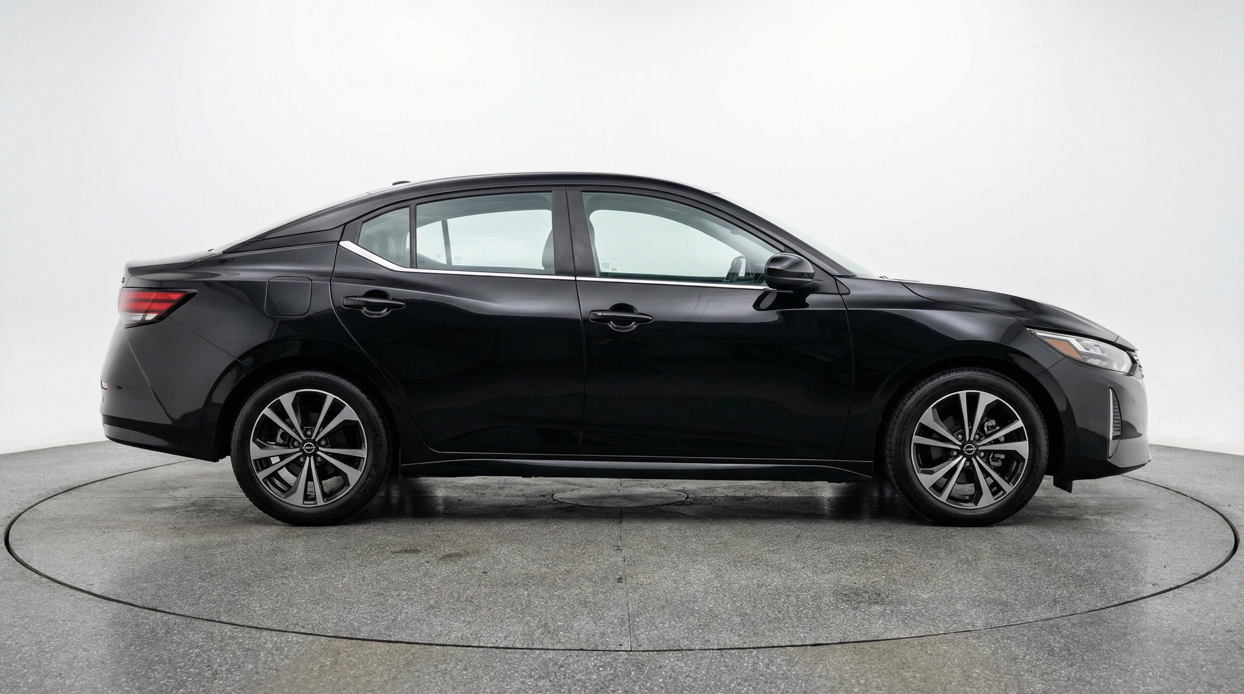 Thumbnail: 2025 Nissan Sentra - 11