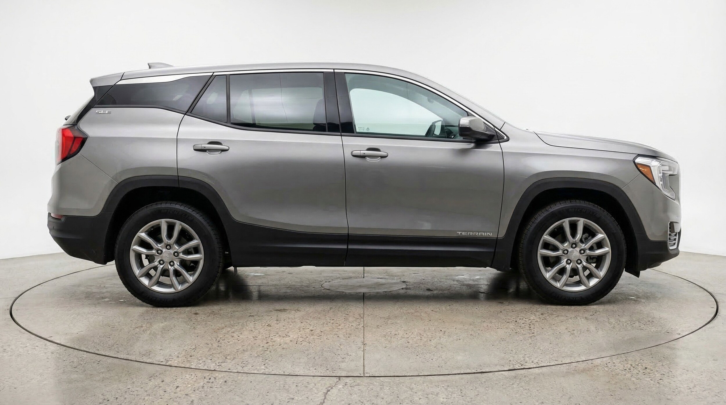 Thumbnail: 2024 GMC Terrain - 11
