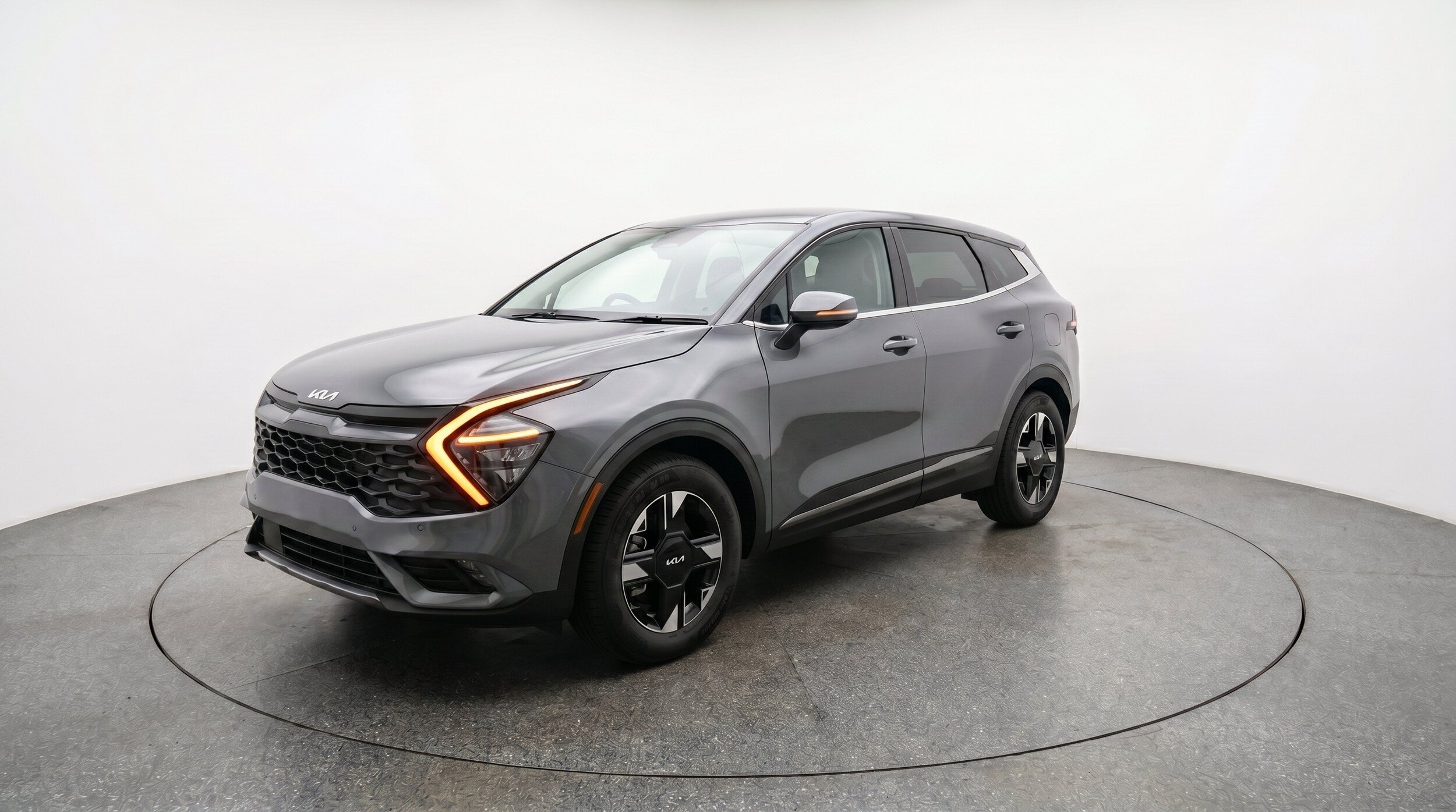 Thumbnail: 2026 Kia Sportage - 3