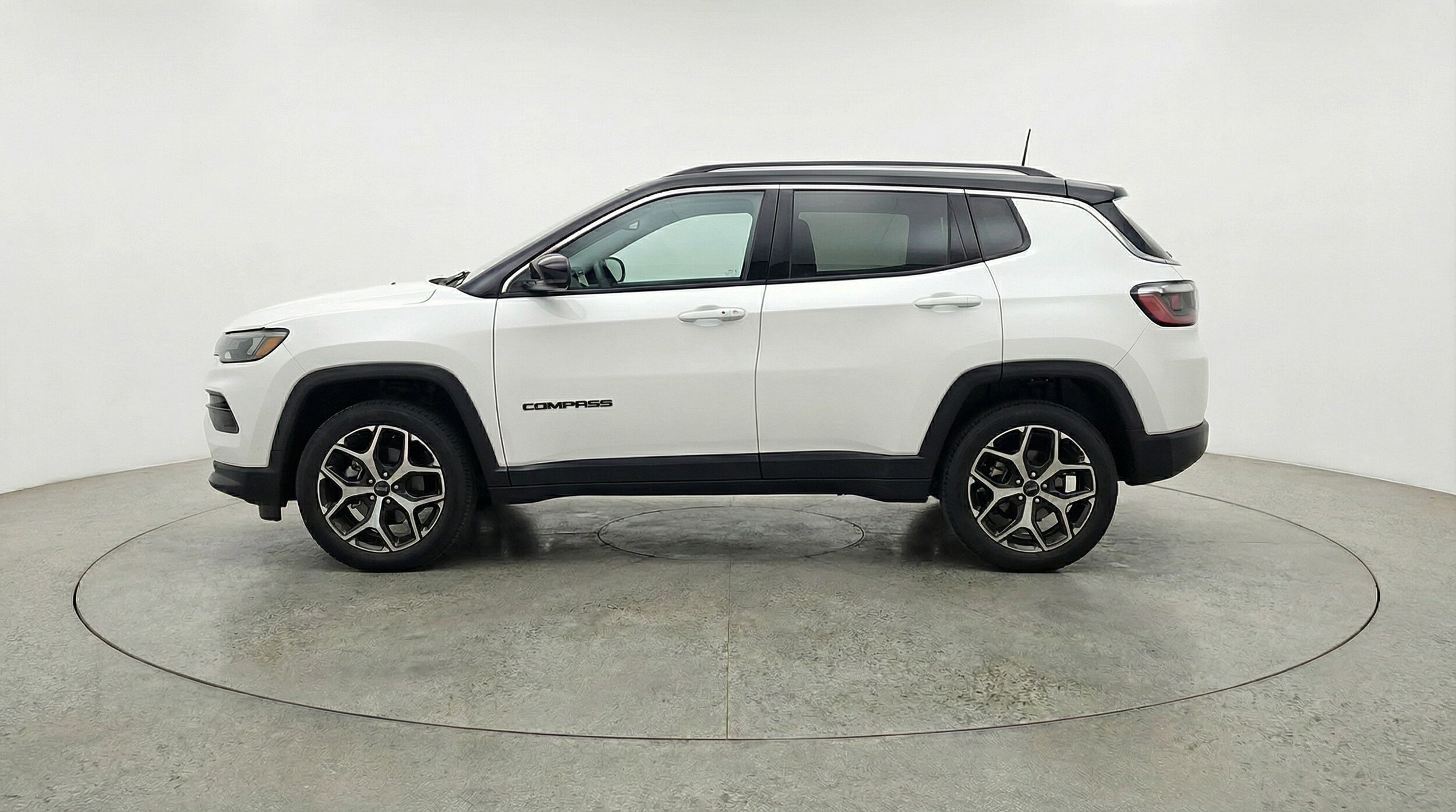 Thumbnail: 2025 Jeep Compass - 4