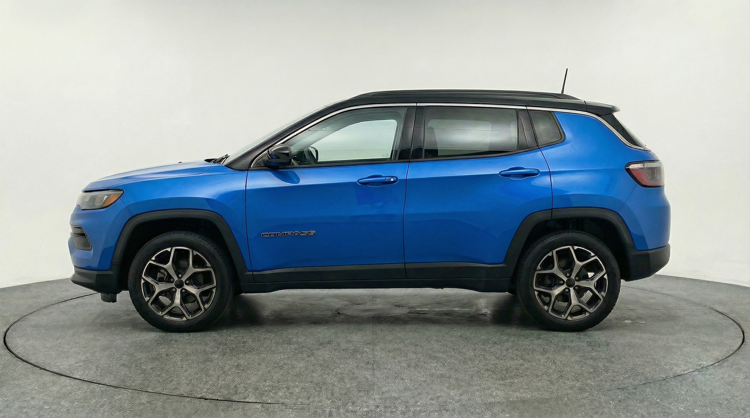 Thumbnail: 2025 Jeep Compass - 4