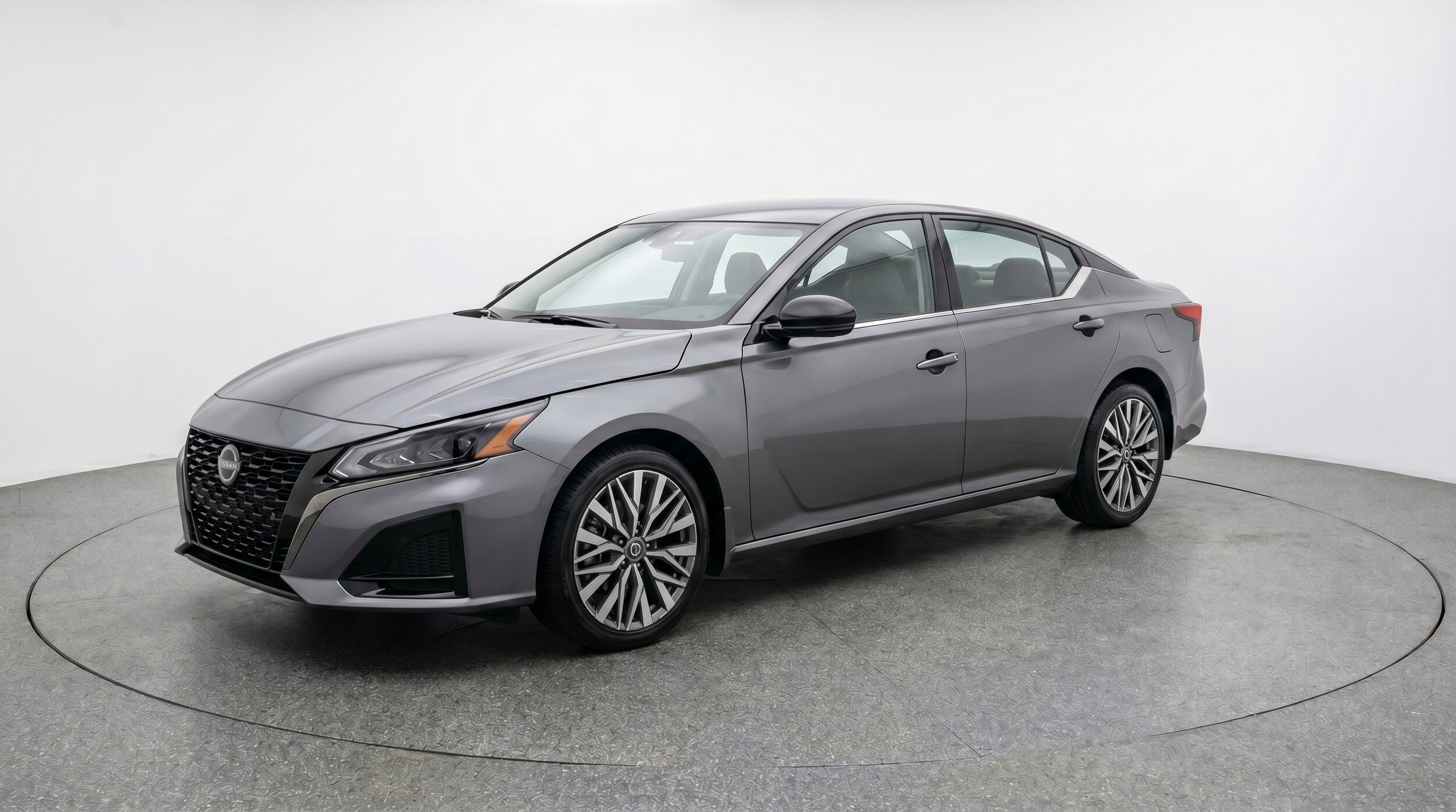 Thumbnail: 2025 Nissan Altima - 3