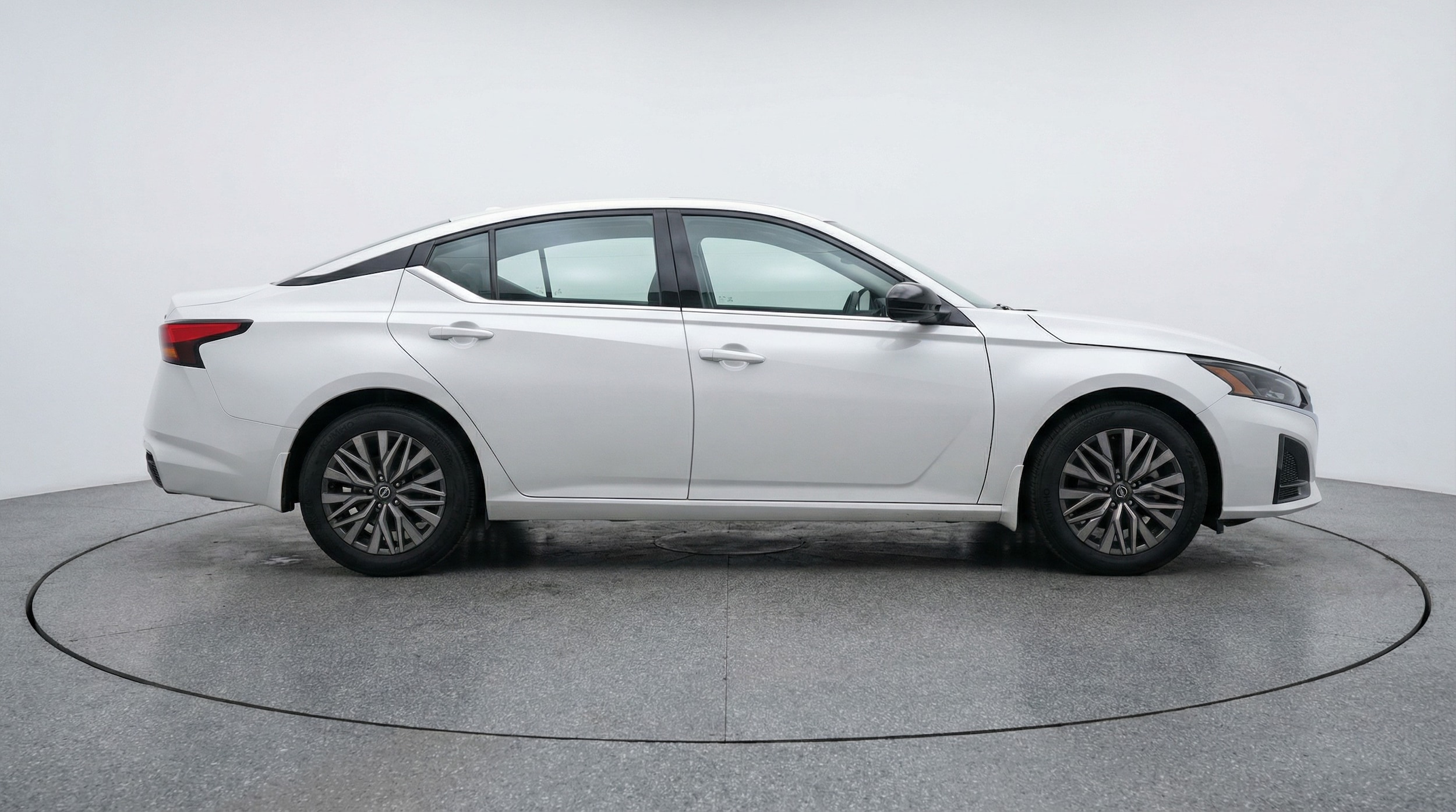 Thumbnail: 2025 Nissan Altima - 8