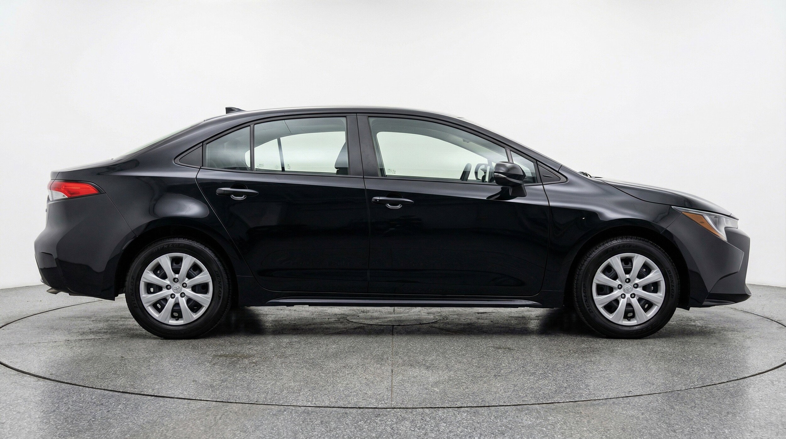 Thumbnail: 2025 Toyota Corolla - 11