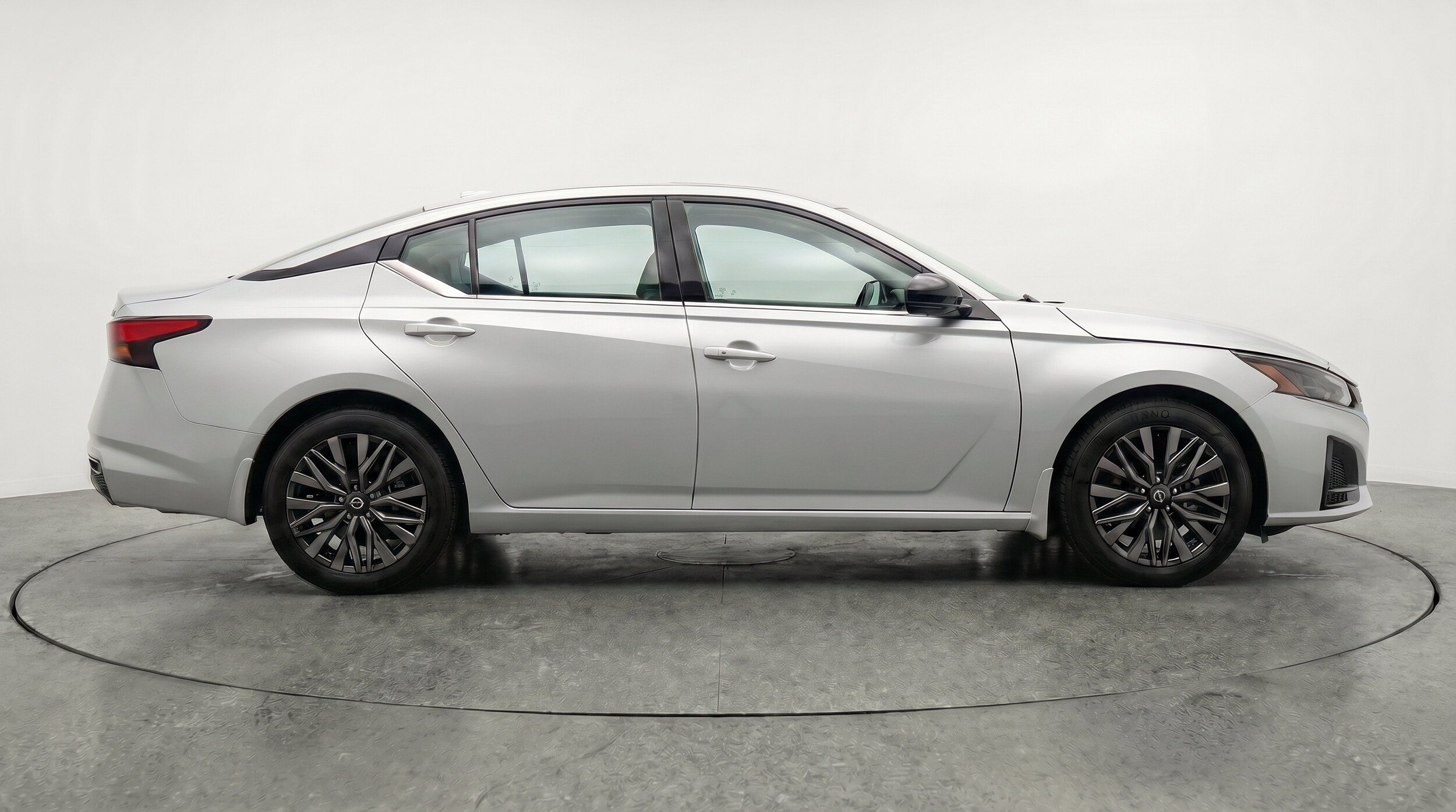 Thumbnail: 2026 Nissan Altima - 10