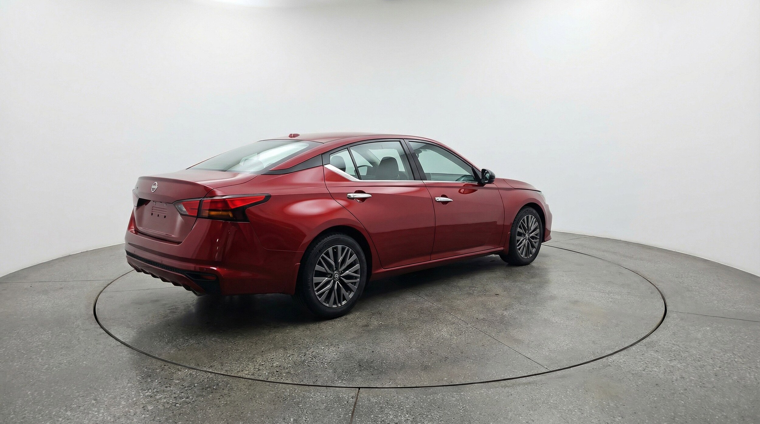 Thumbnail: 2025 Nissan Altima - 9
