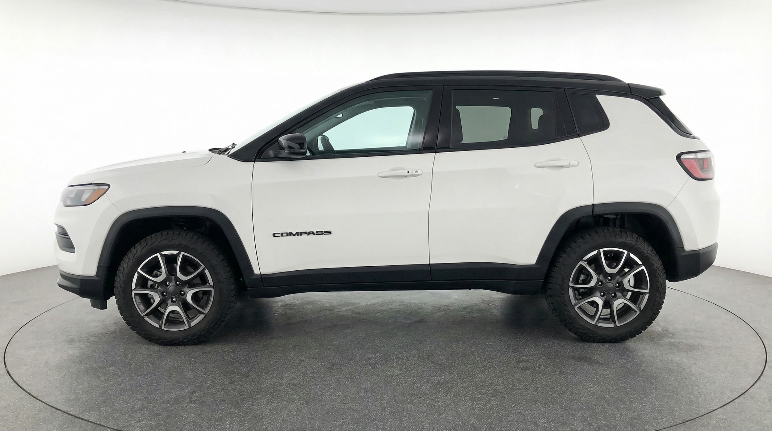 Thumbnail: 2025 Jeep Compass - 4