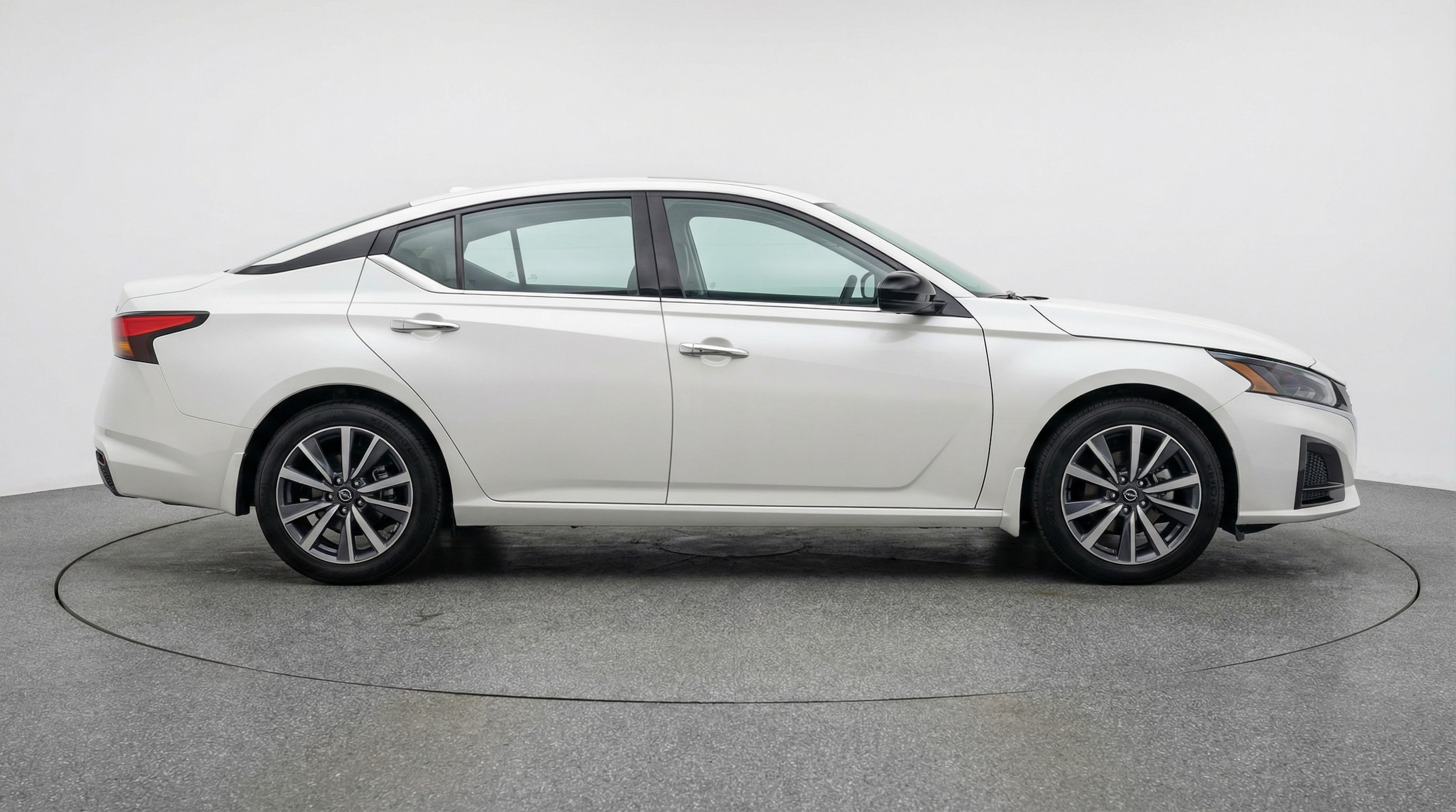 Thumbnail: 2025 Nissan Altima - 8