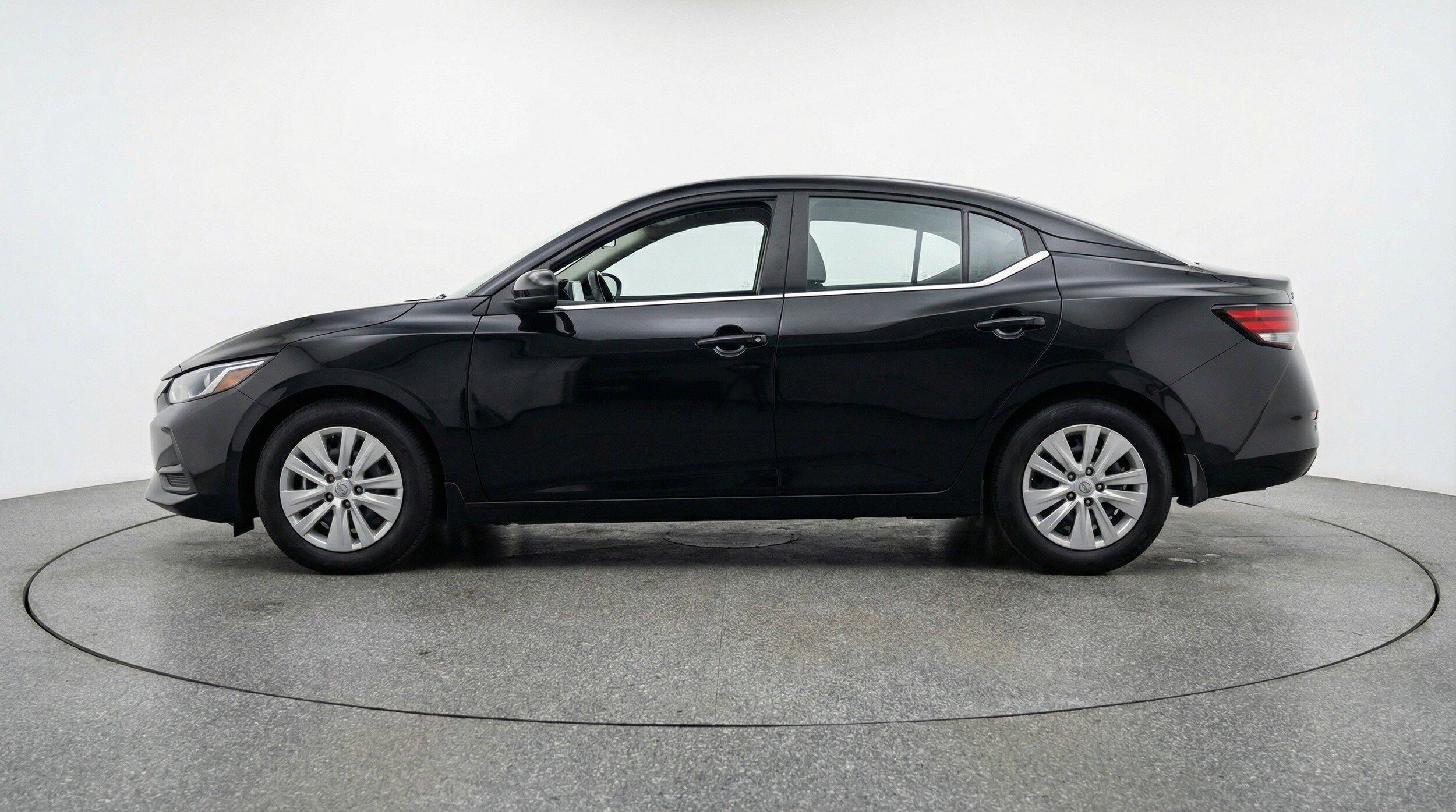 Thumbnail: 2025 Nissan Sentra - 5