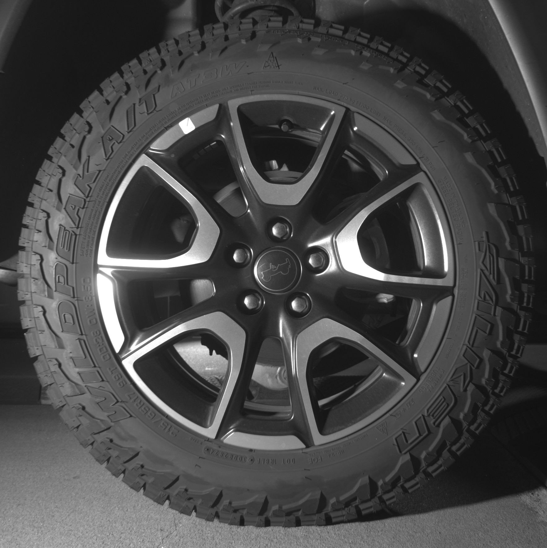 Thumbnail: 2025 Jeep Compass - 15