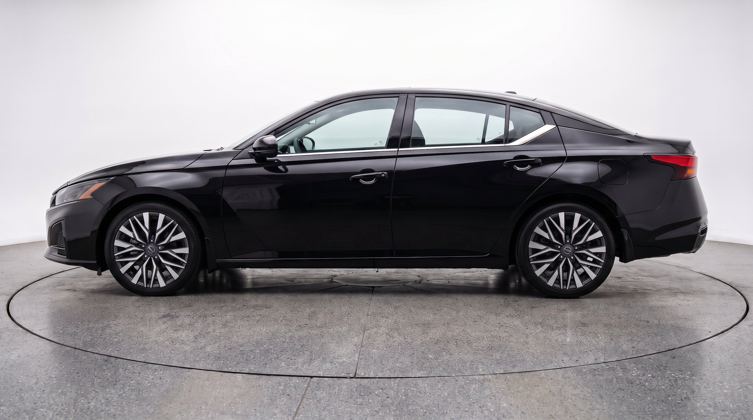 Thumbnail: 2026 Nissan Altima - 5