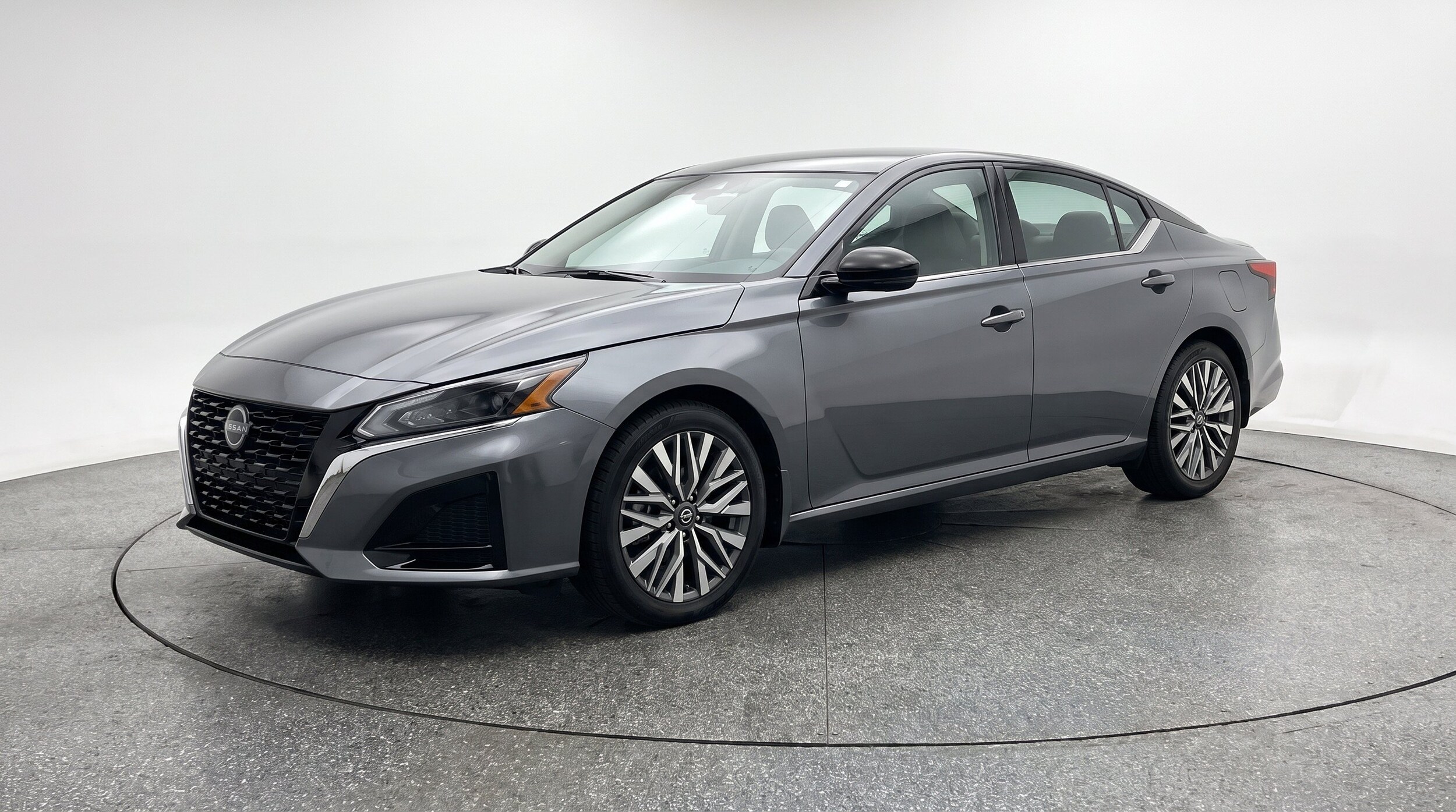 Thumbnail: 2025 Nissan Altima - 3