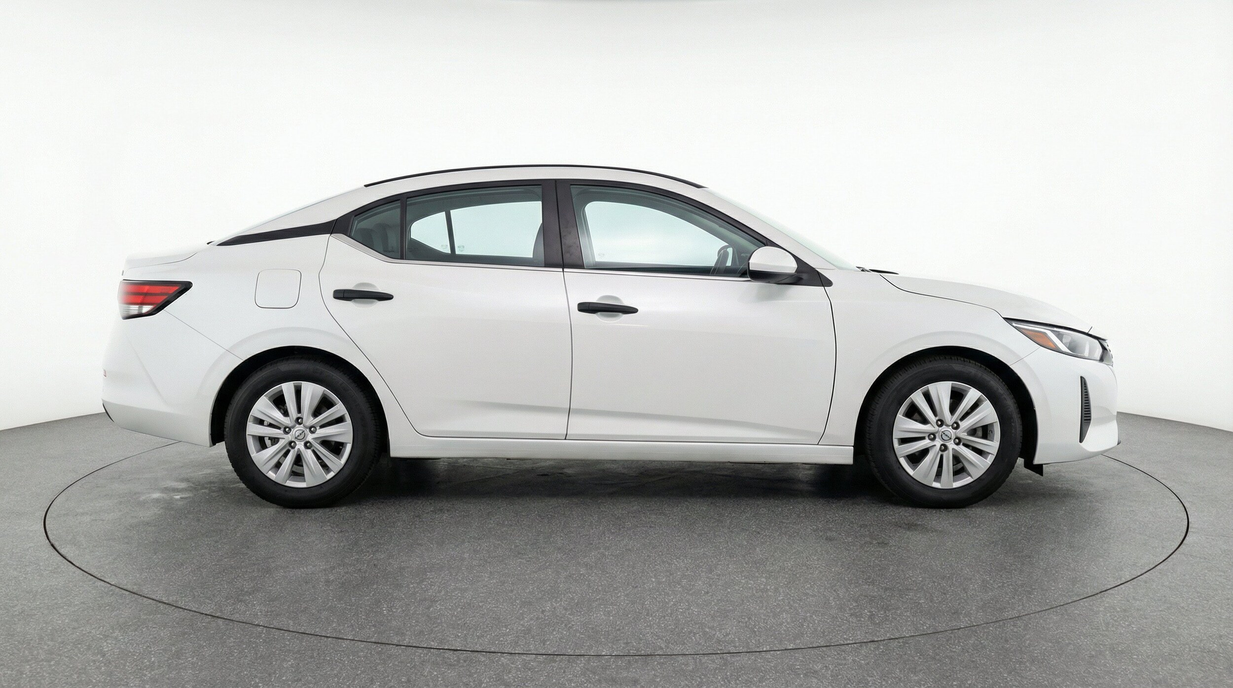Thumbnail: 2025 Nissan Sentra - 11