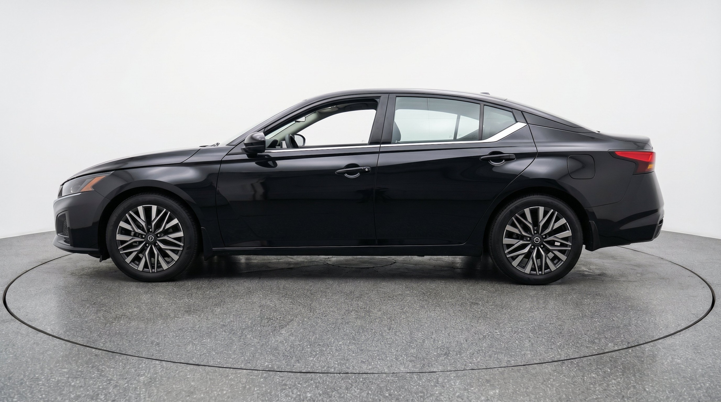 Thumbnail: 2026 Nissan Altima - 5
