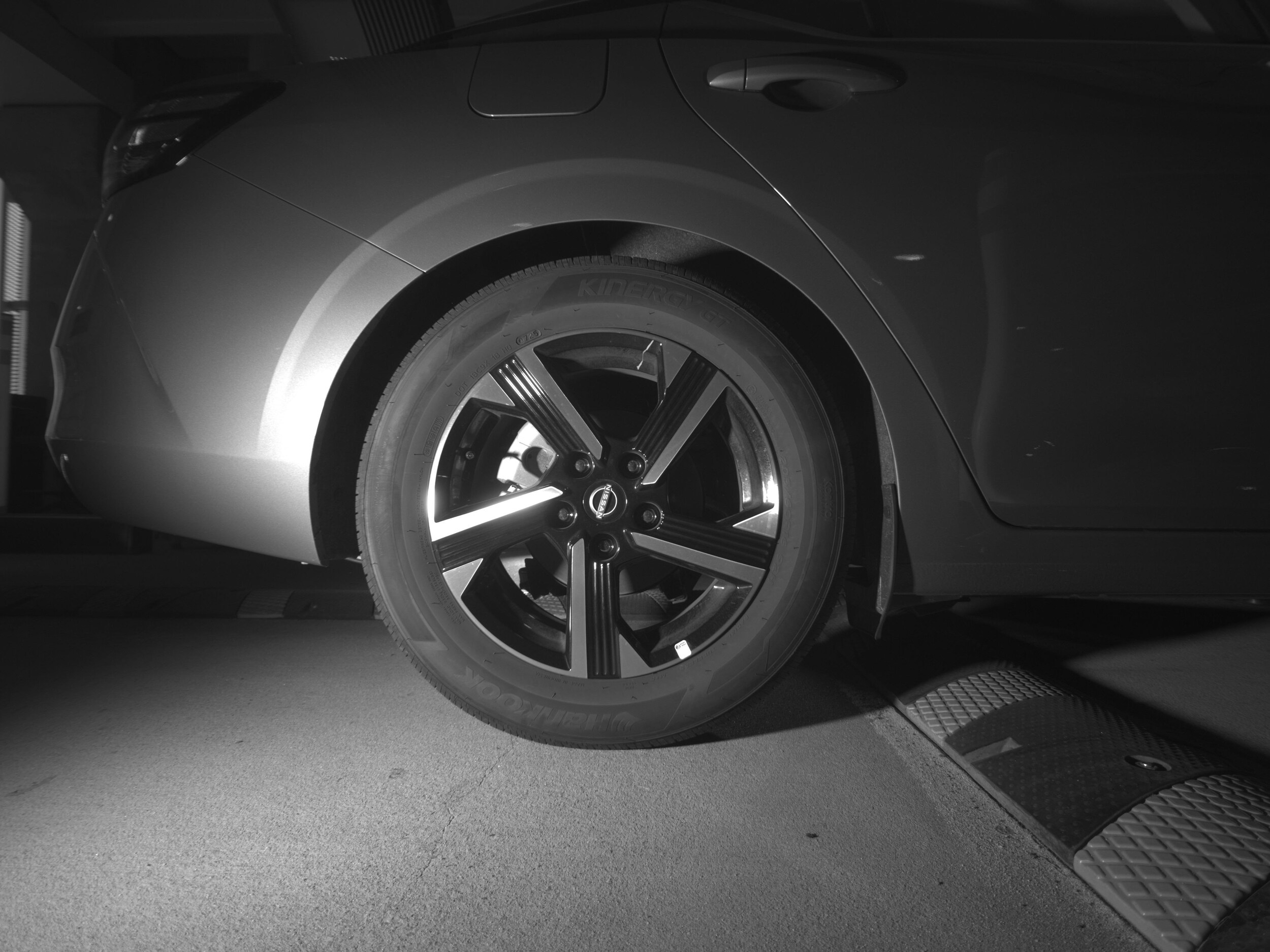 Thumbnail: 2025 Nissan Sentra - 15