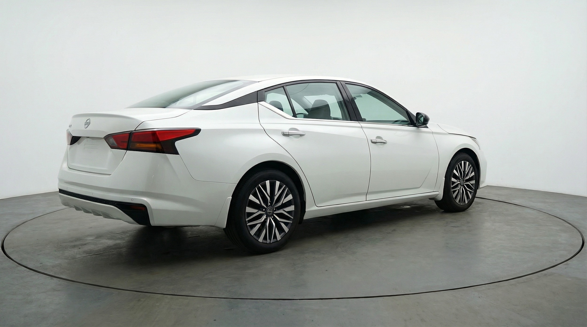 Thumbnail: 2025 Nissan Altima - 7