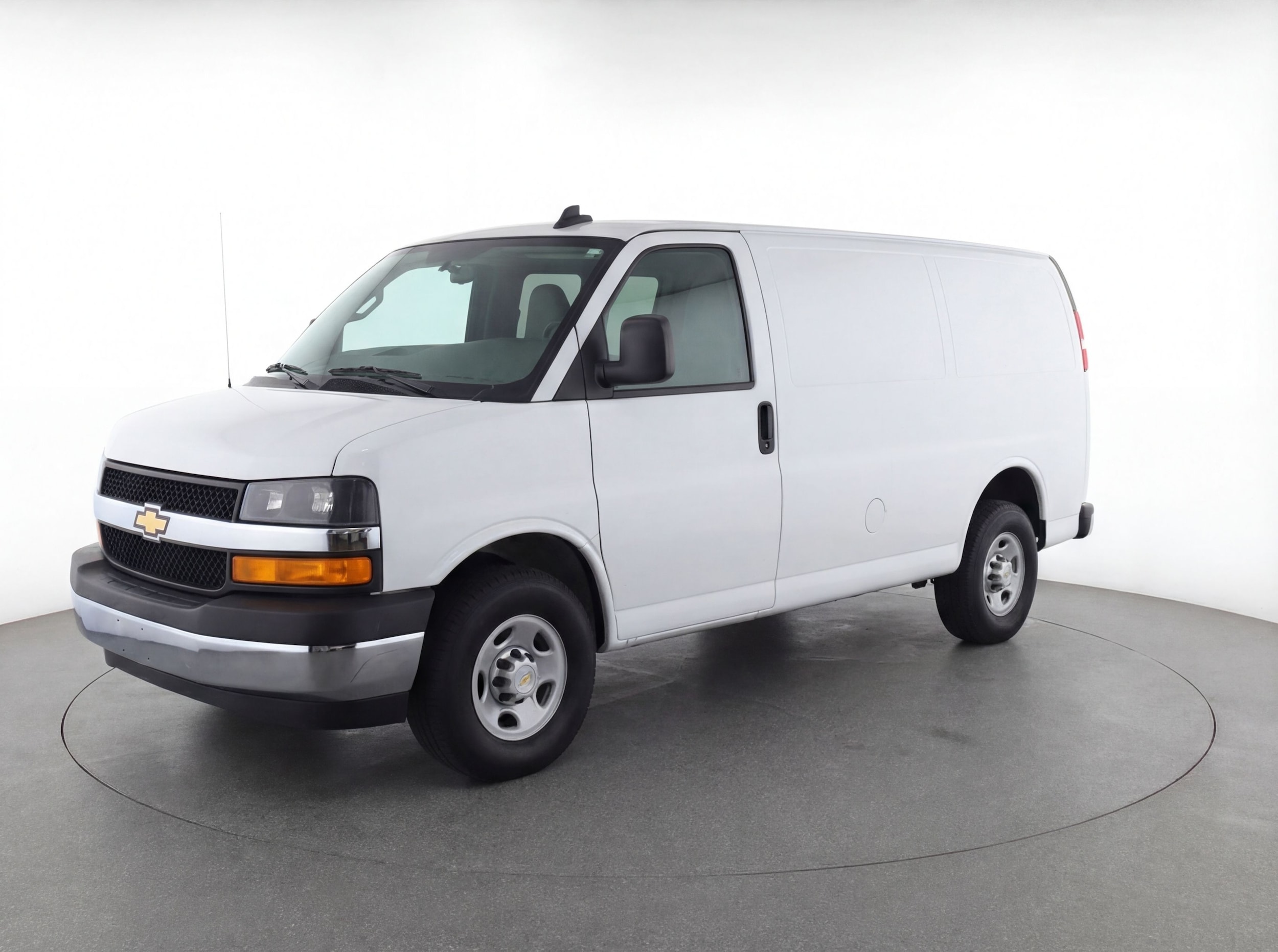 Thumbnail: 2025 Chevrolet Express - 3