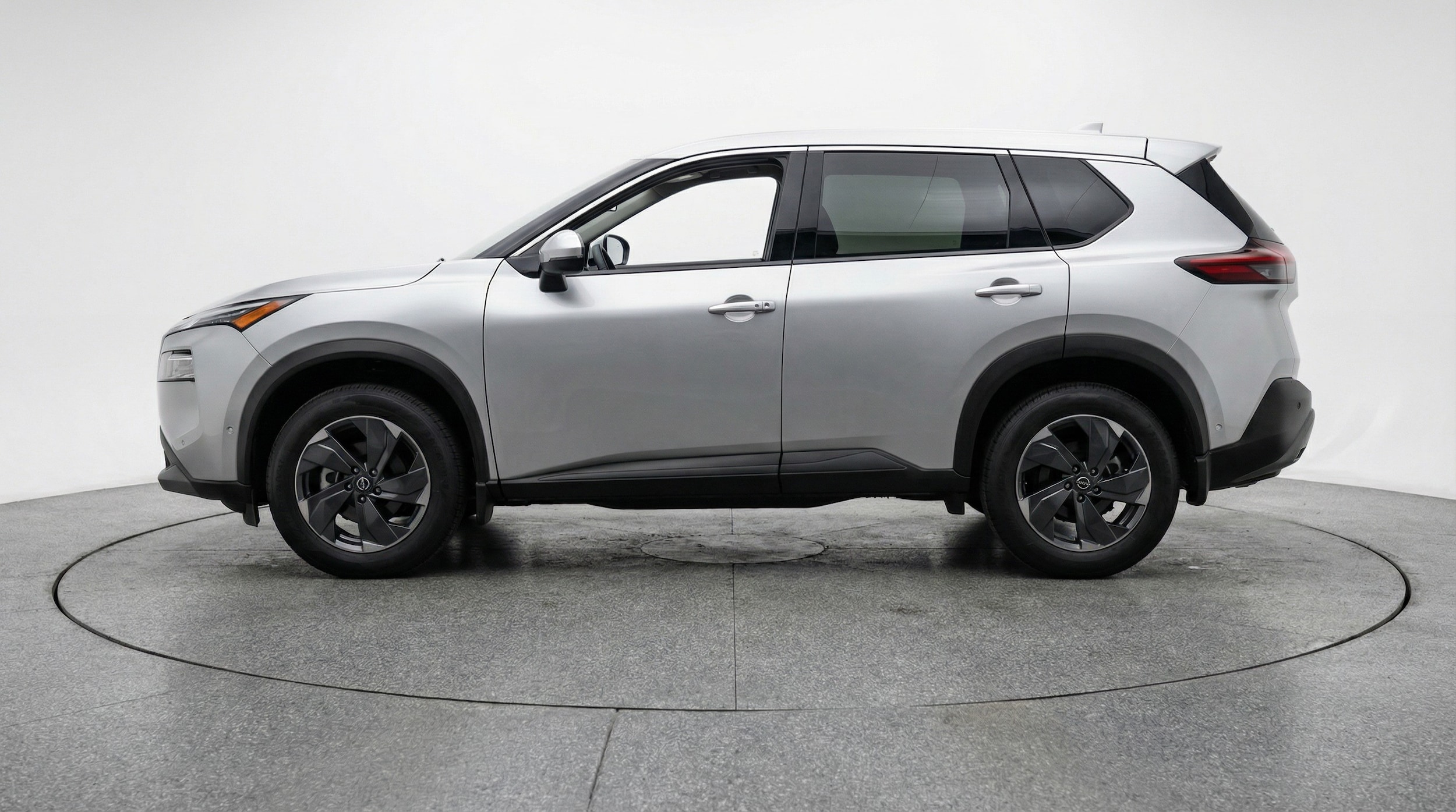 Thumbnail: 2025 Nissan Rogue - 4