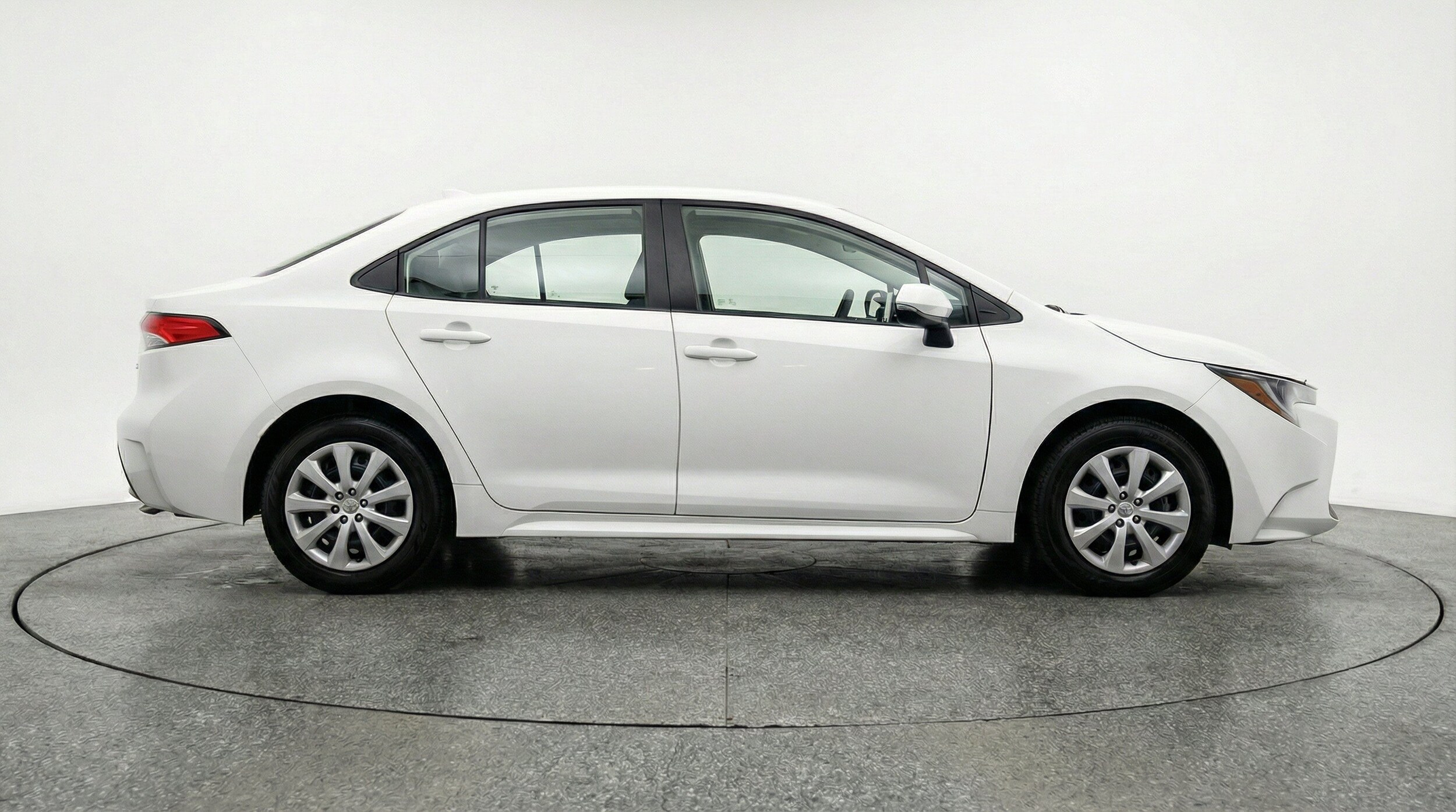 Thumbnail: 2025 Toyota Corolla - 11