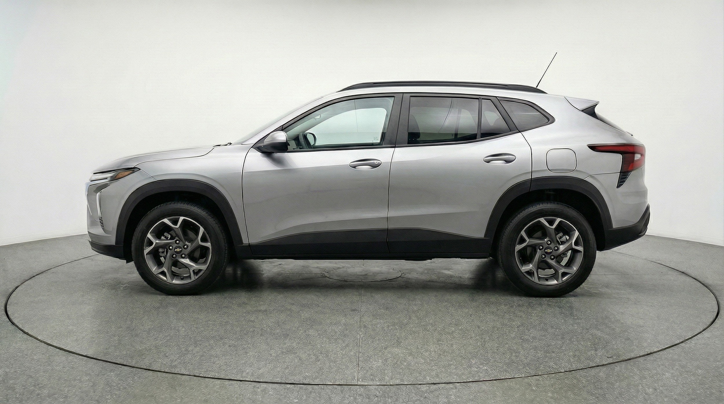 Thumbnail: 2025 Chevrolet Trax - 5