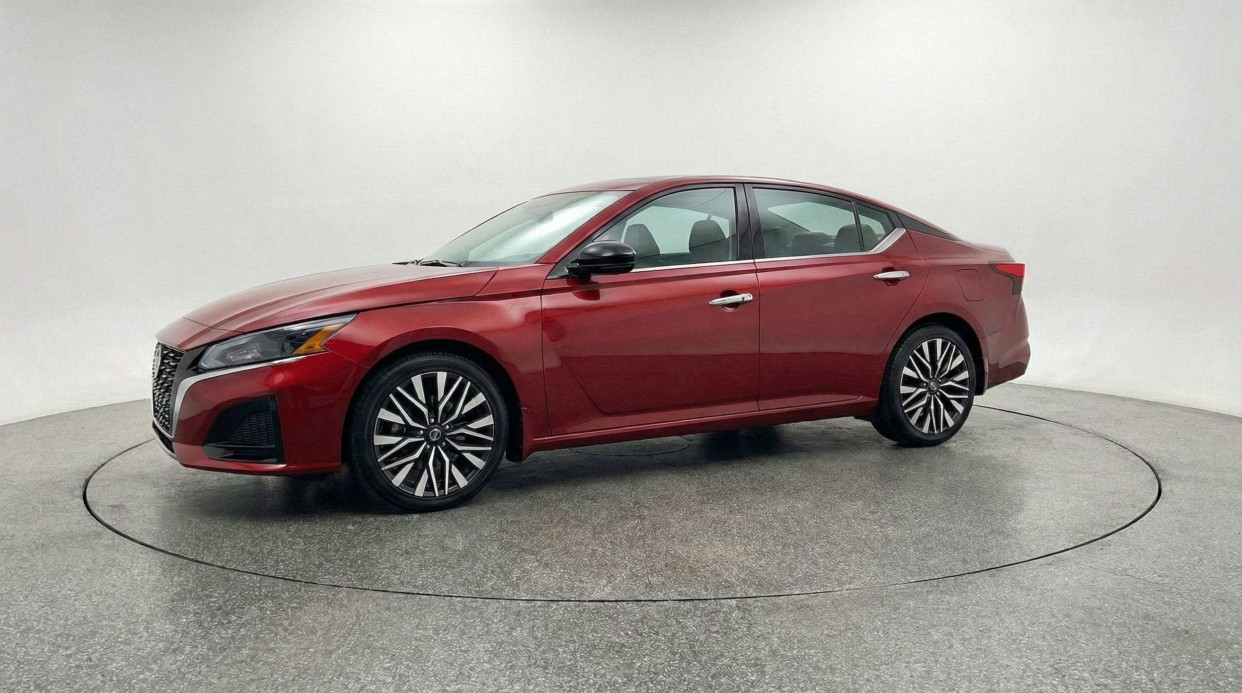 Thumbnail: 2025 Nissan Altima - 3