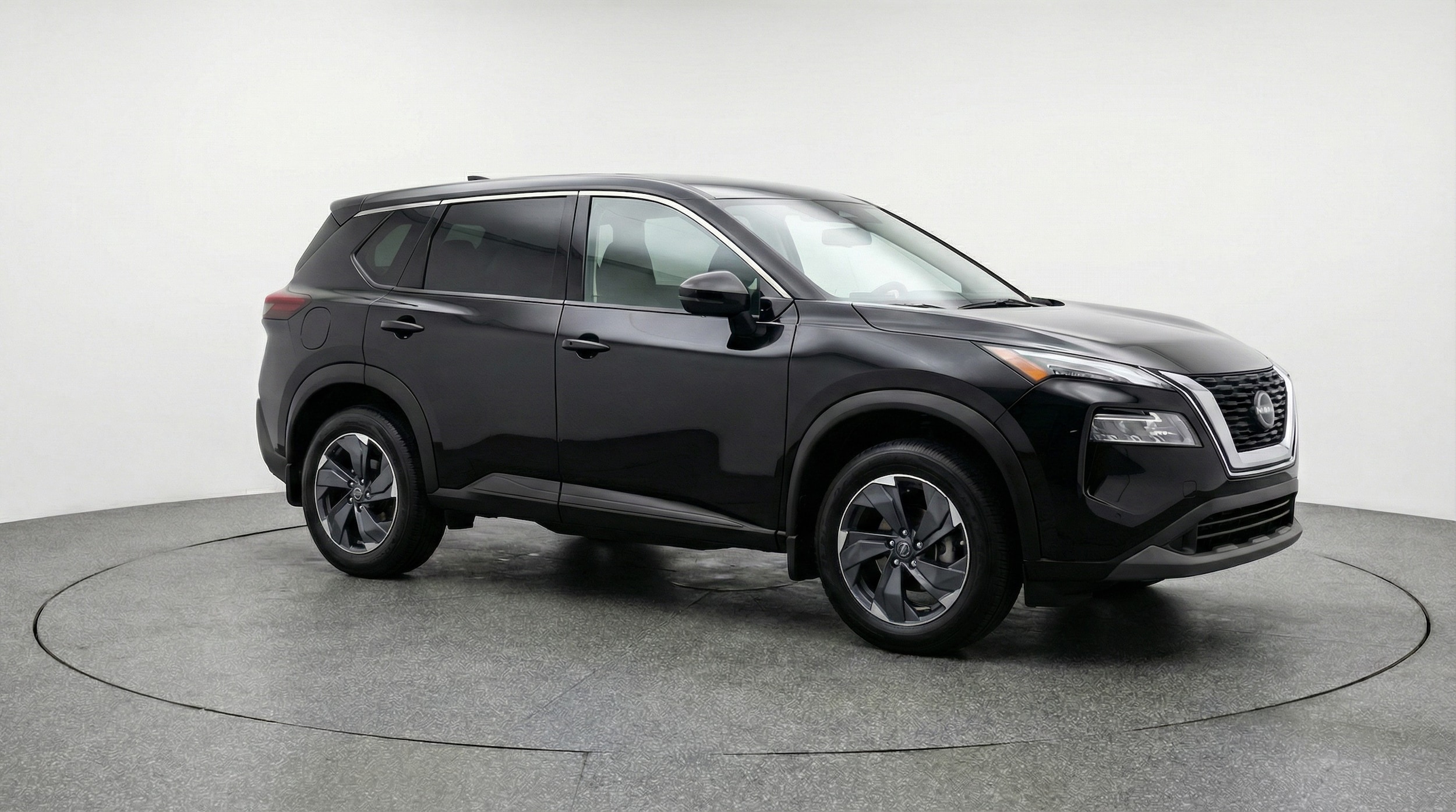 Thumbnail: 2025 Nissan Rogue - 1