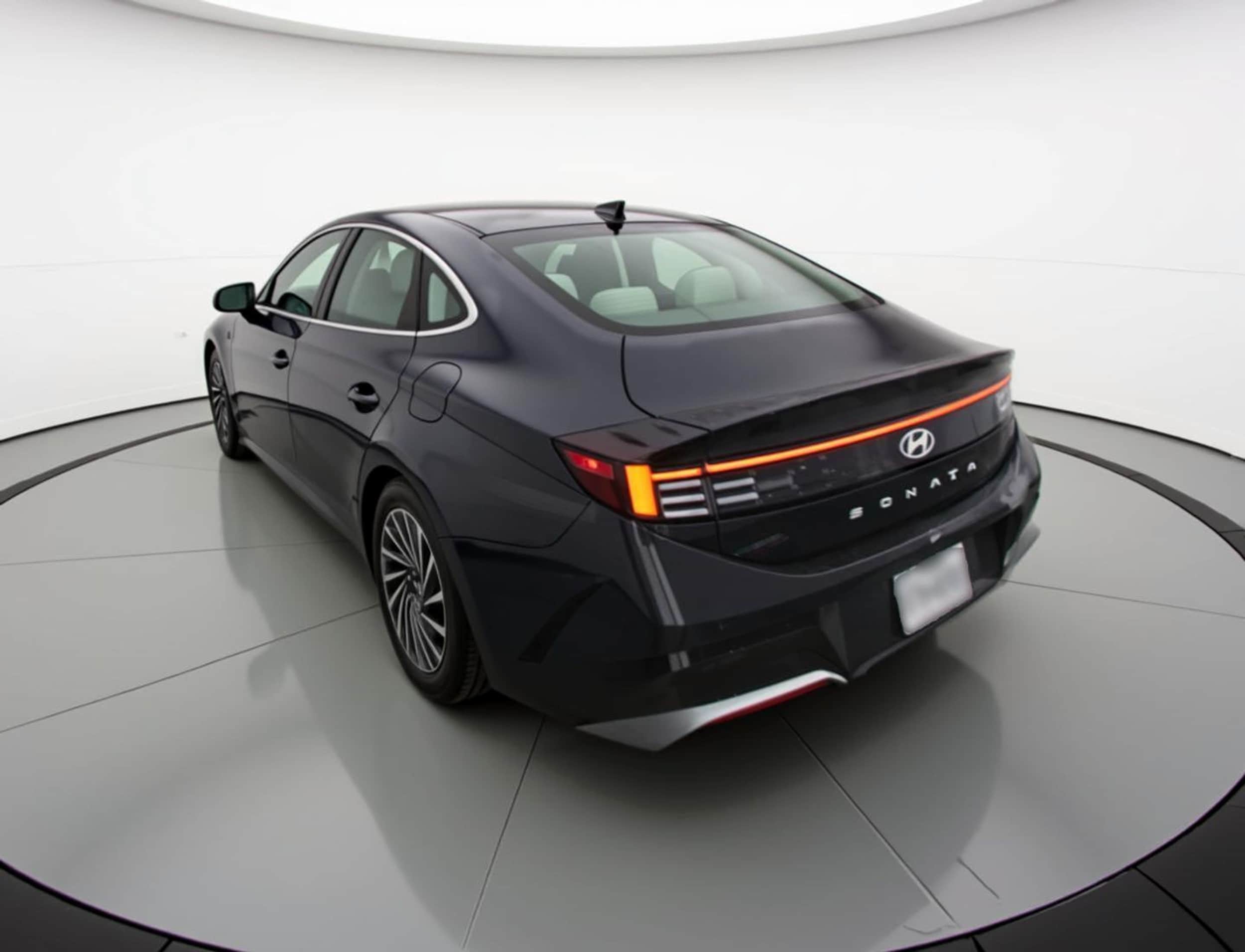 Thumbnail: 2025 Hyundai Sonata - 5