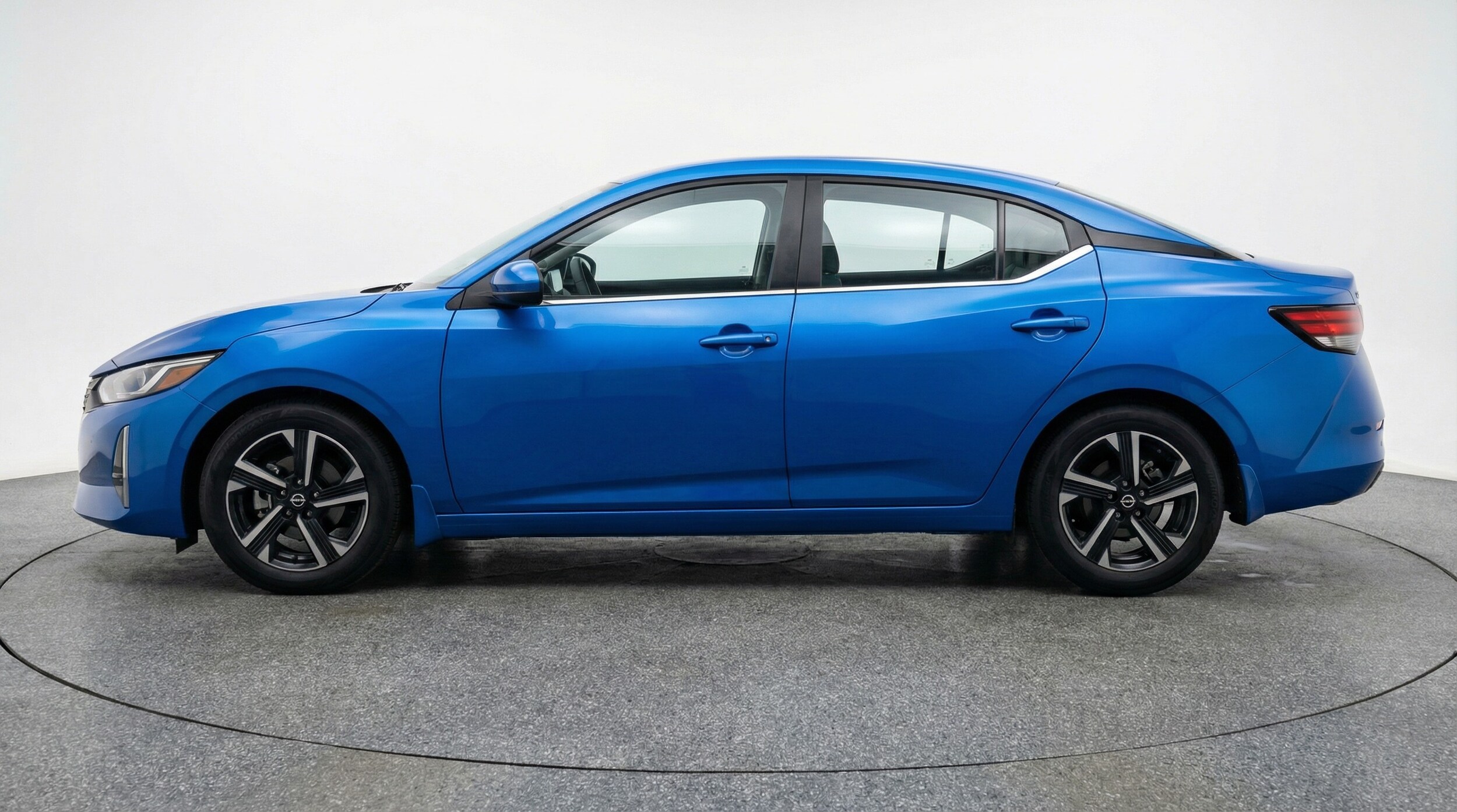 Thumbnail: 2025 Nissan Sentra - 4