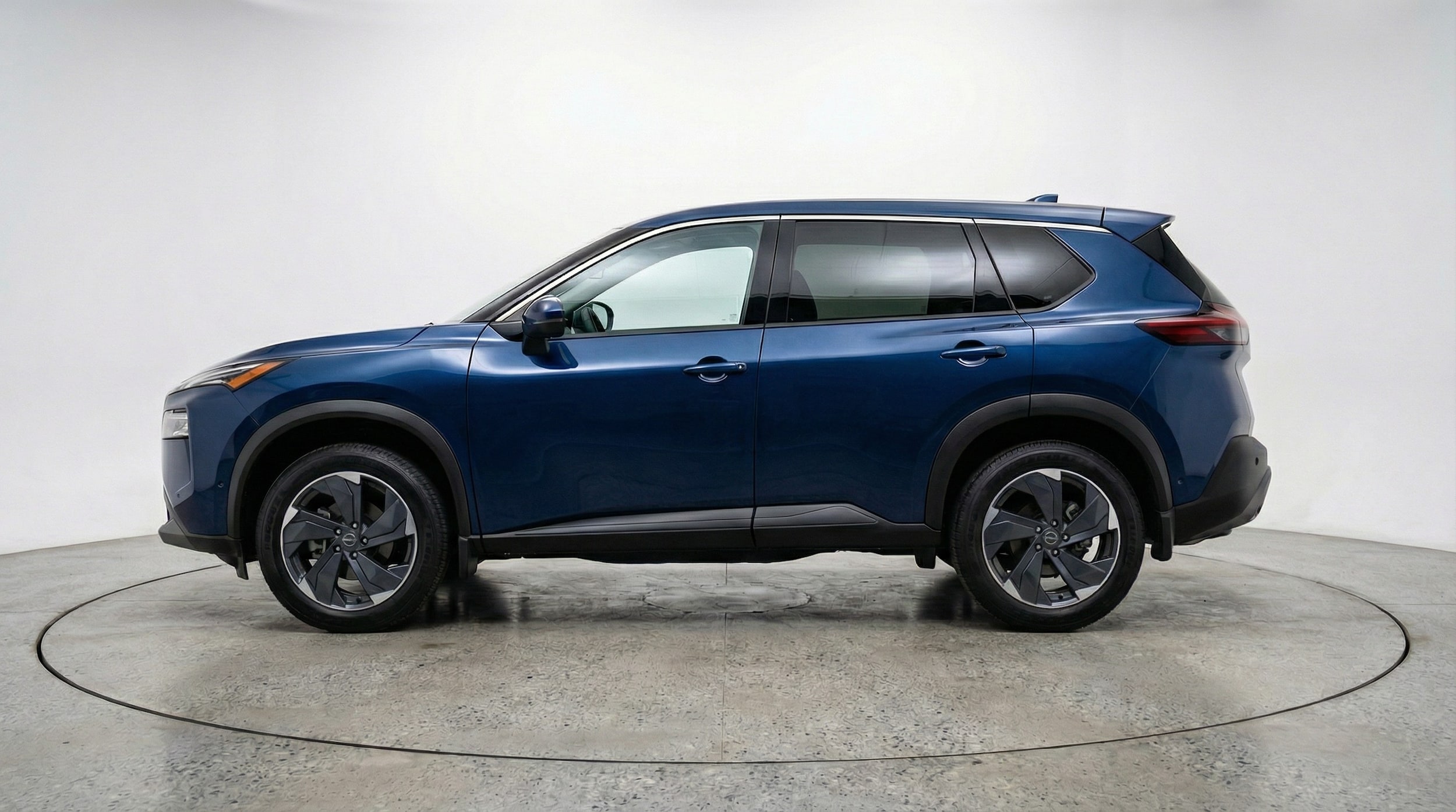 Thumbnail: 2025 Nissan Rogue - 4